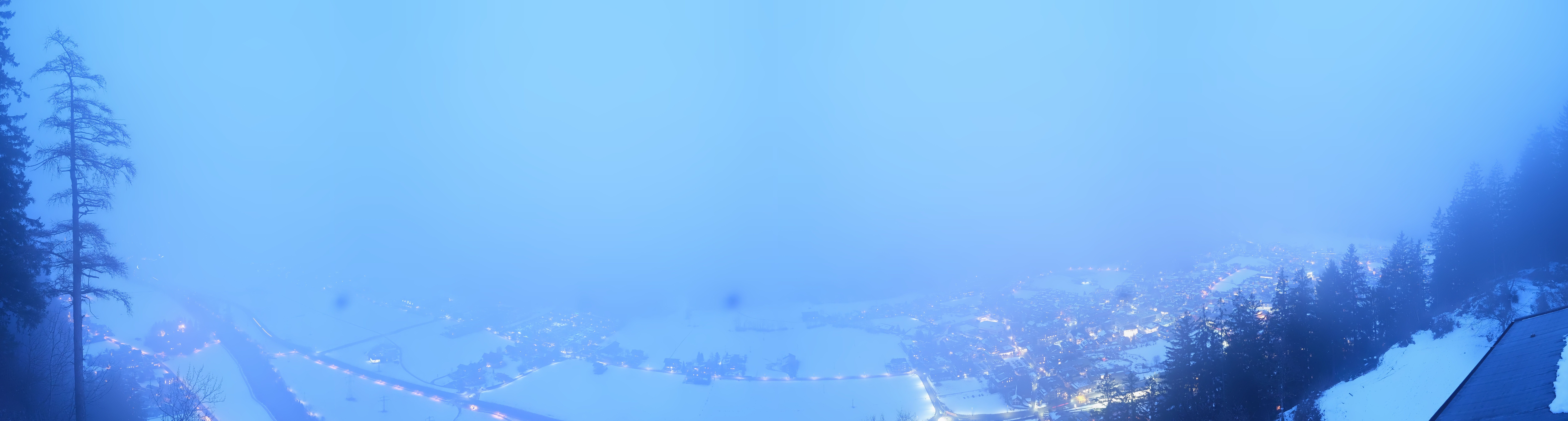 Archived image Webcam Mayrhofen im Zillertal: Zimmereben