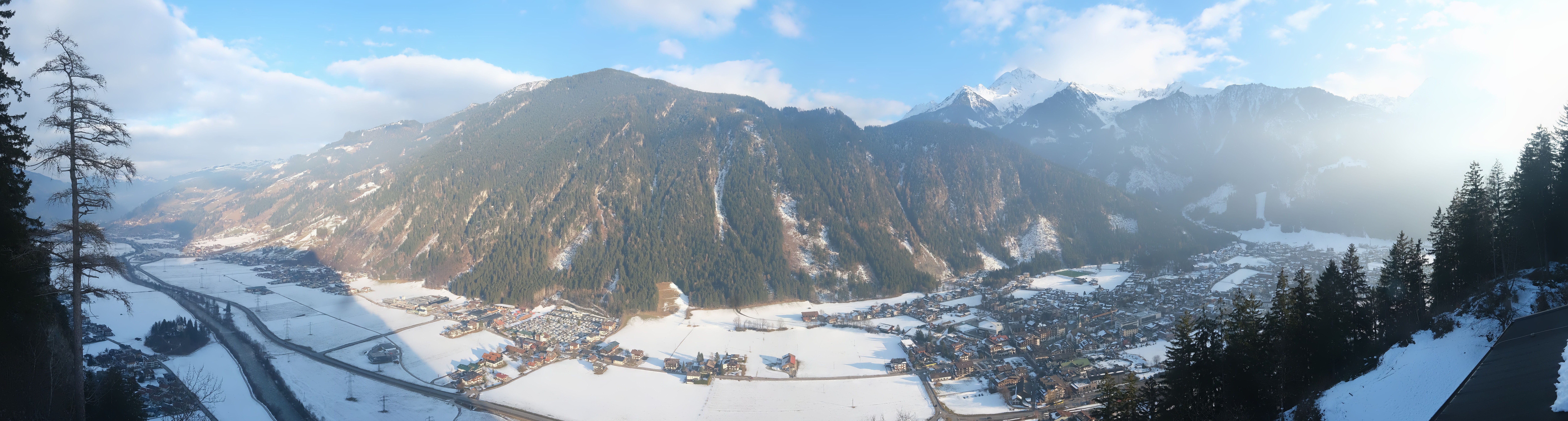 Archived image Webcam Mayrhofen im Zillertal: Zimmereben