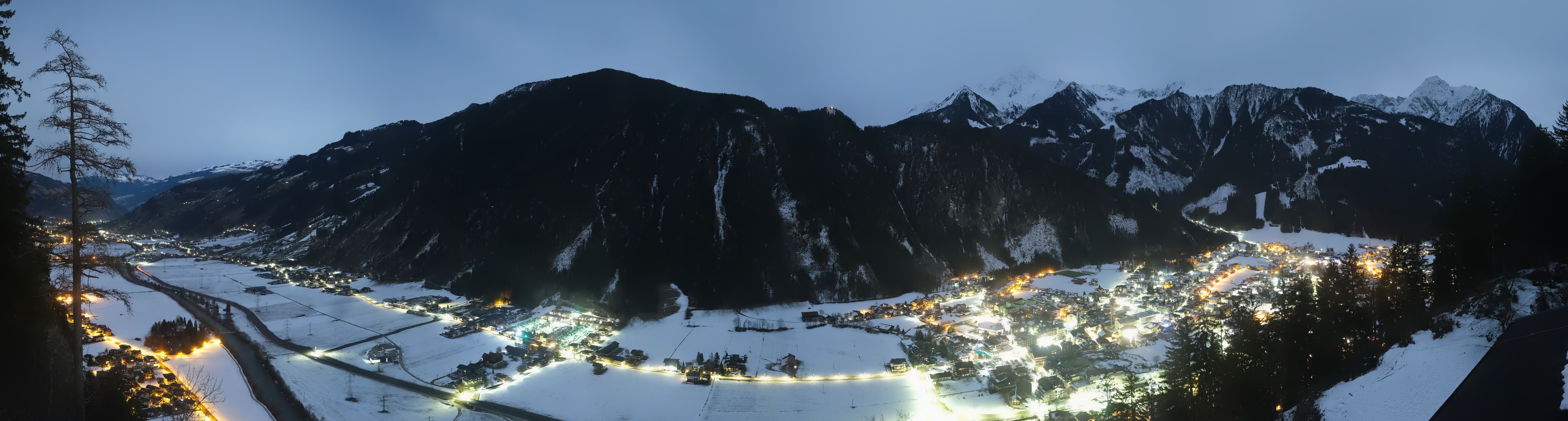 Archiv Foto Webcam Mayrhofen im Zillertal: Blick vom Gasthof Zimmereben