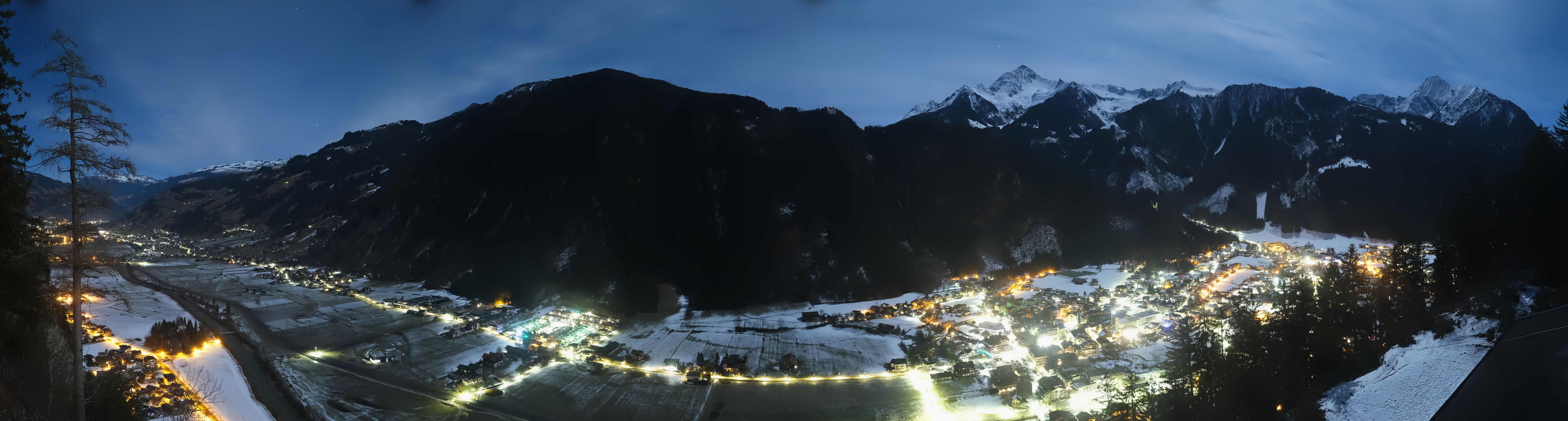 Archiv Foto Webcam Mayrhofen im Zillertal: Blick vom Gasthof Zimmereben
