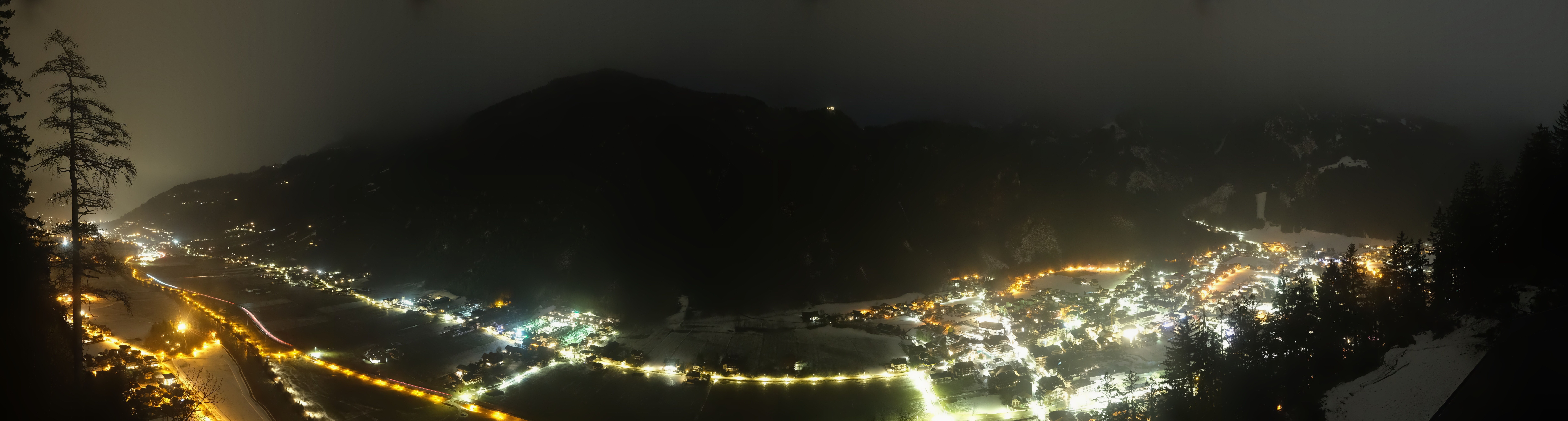 Archiv Foto Webcam Mayrhofen im Zillertal: Blick vom Gasthof Zimmereben