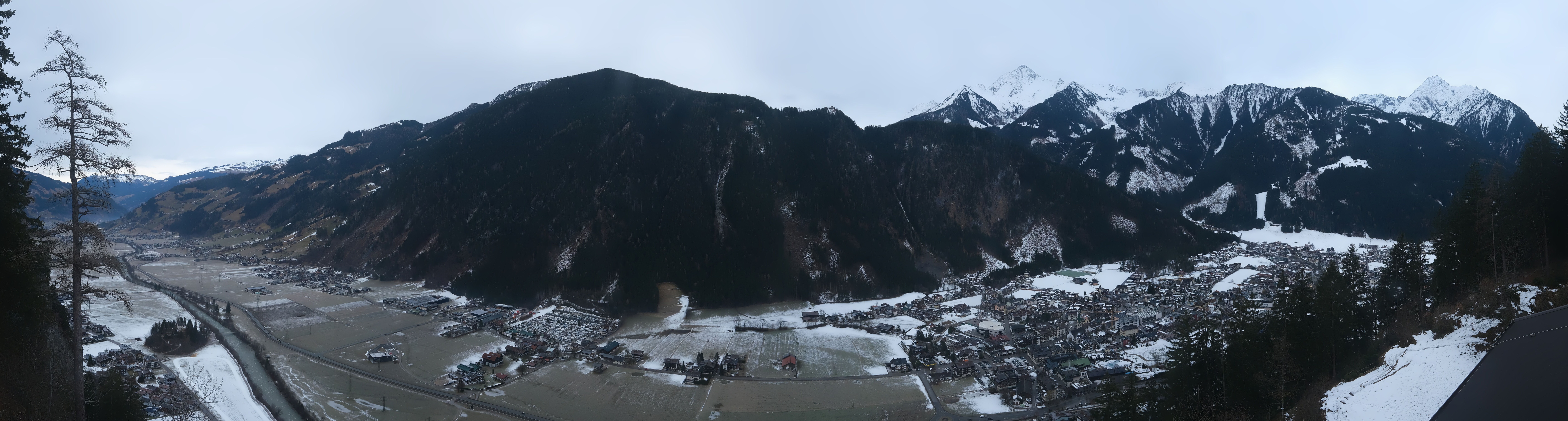 Archiv Foto Webcam Mayrhofen im Zillertal: Blick vom Gasthof Zimmereben