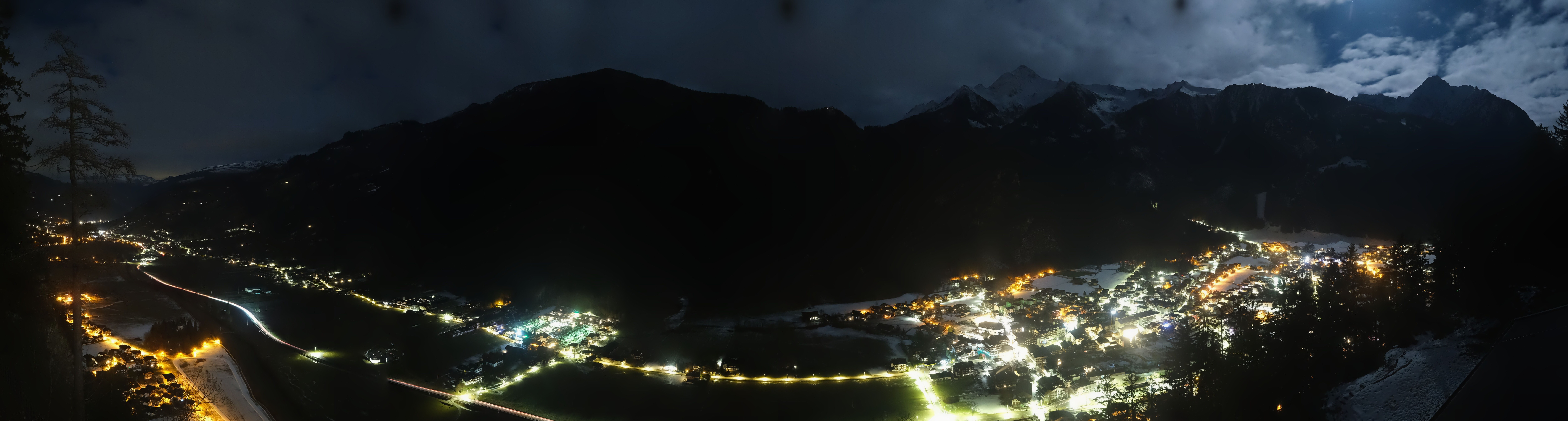 Archiv Foto Webcam Mayrhofen im Zillertal: Blick vom Gasthof Zimmereben