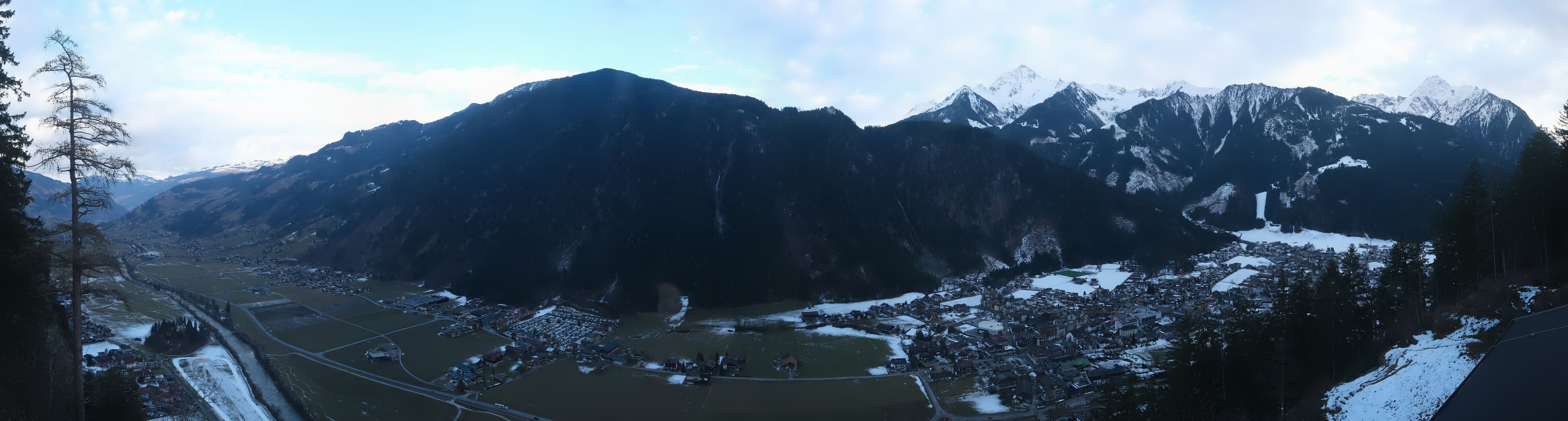 Archiv Foto Webcam Mayrhofen im Zillertal: Blick vom Gasthof Zimmereben