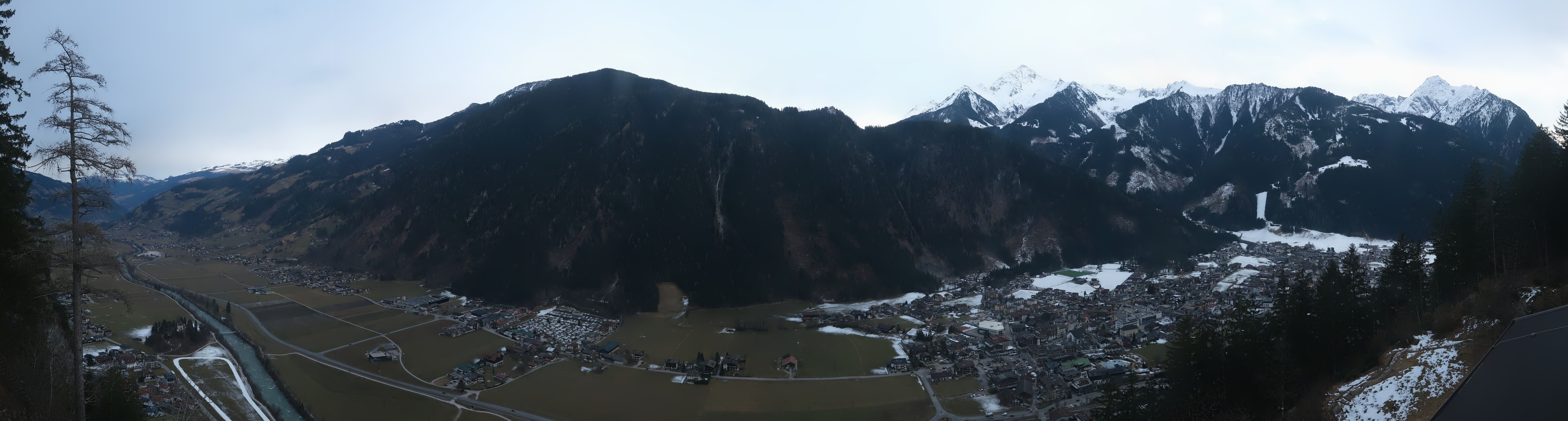 Archiv Foto Webcam Mayrhofen im Zillertal: Blick vom Gasthof Zimmereben