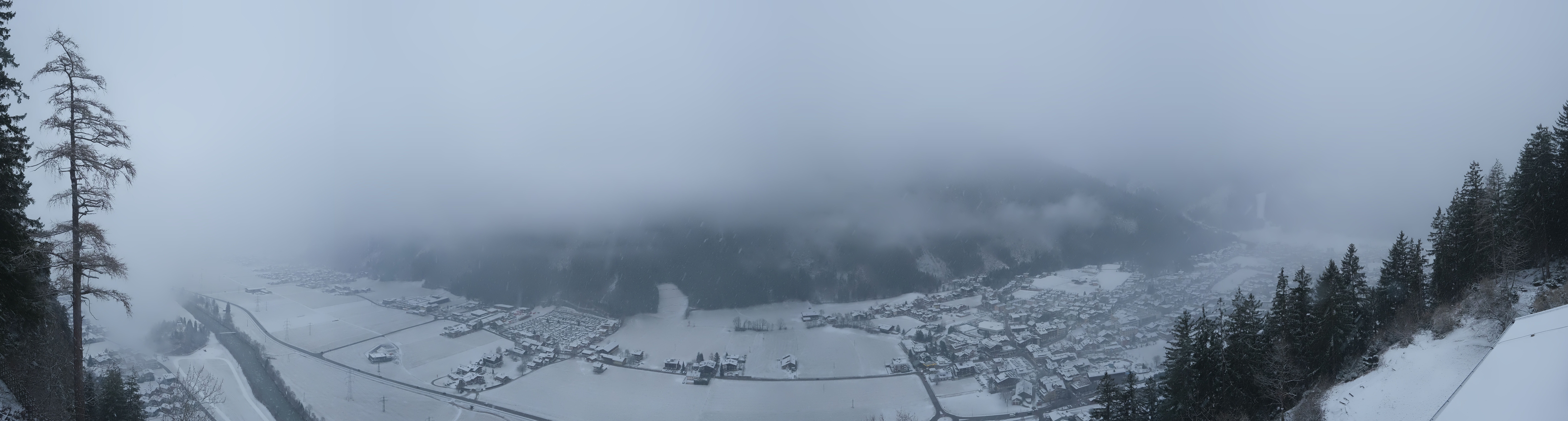 Archiv Foto Webcam Mayrhofen im Zillertal: Blick vom Gasthof Zimmereben