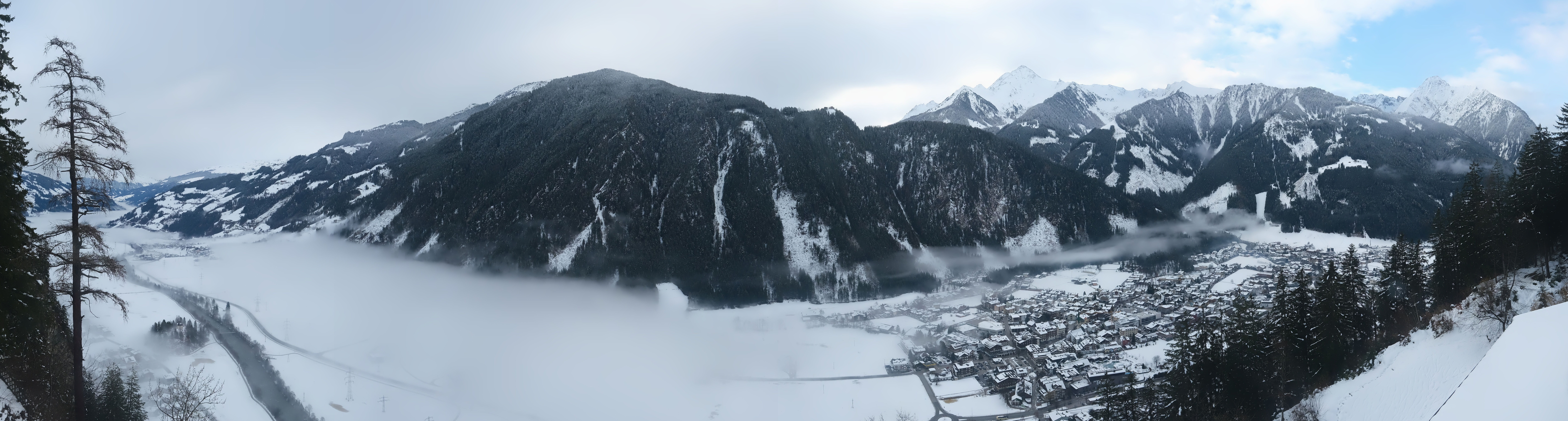 Archiv Foto Webcam Mayrhofen im Zillertal: Blick vom Gasthof Zimmereben