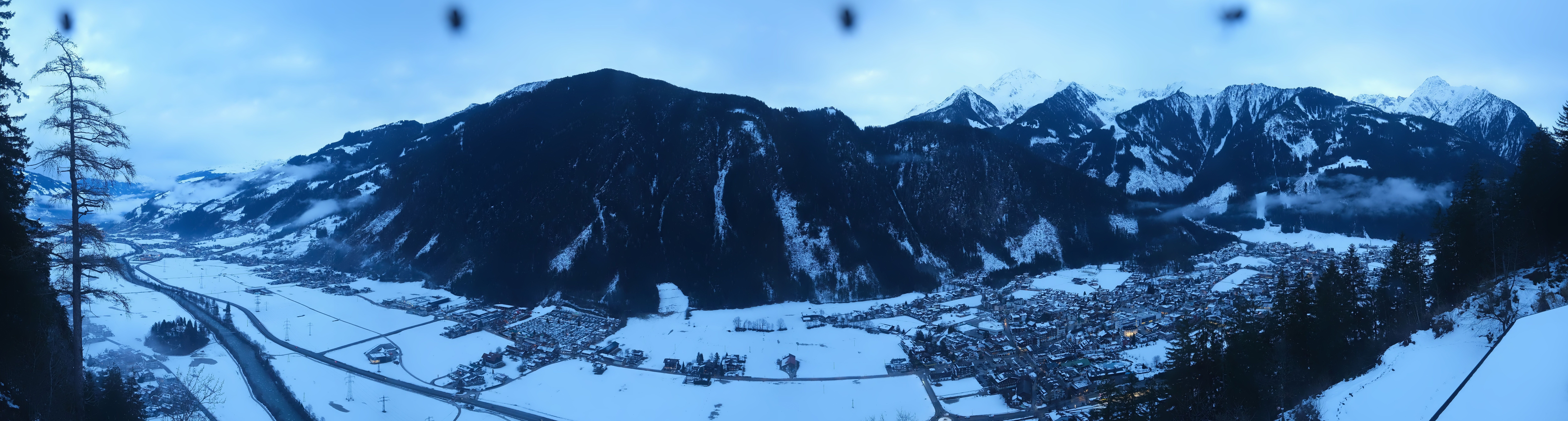 Archiv Foto Webcam Mayrhofen im Zillertal: Blick vom Gasthof Zimmereben