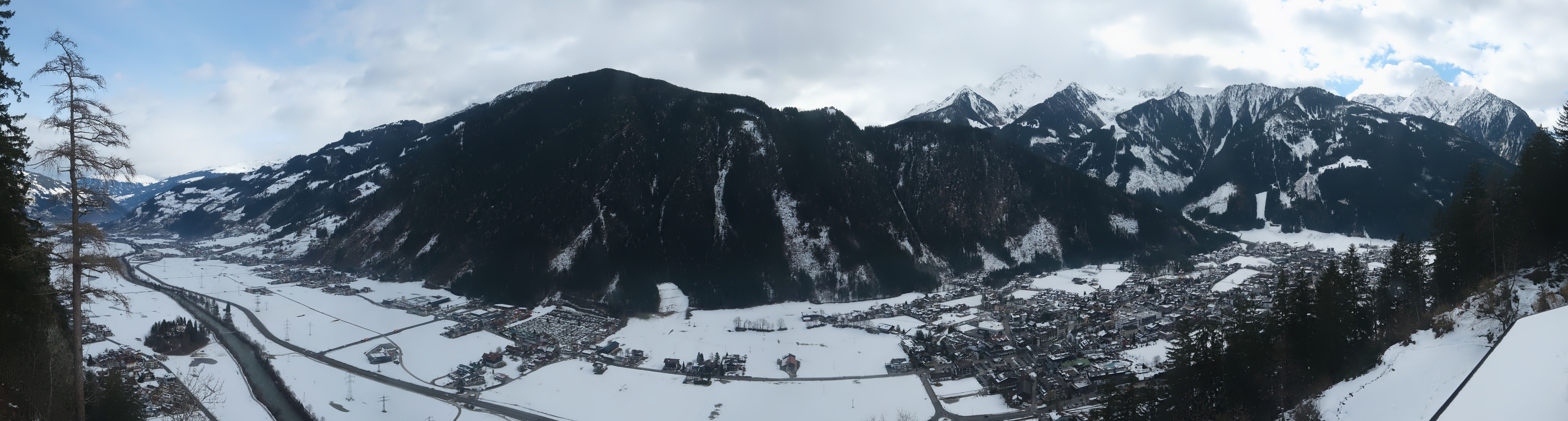 Archiv Foto Webcam Mayrhofen im Zillertal: Blick vom Gasthof Zimmereben