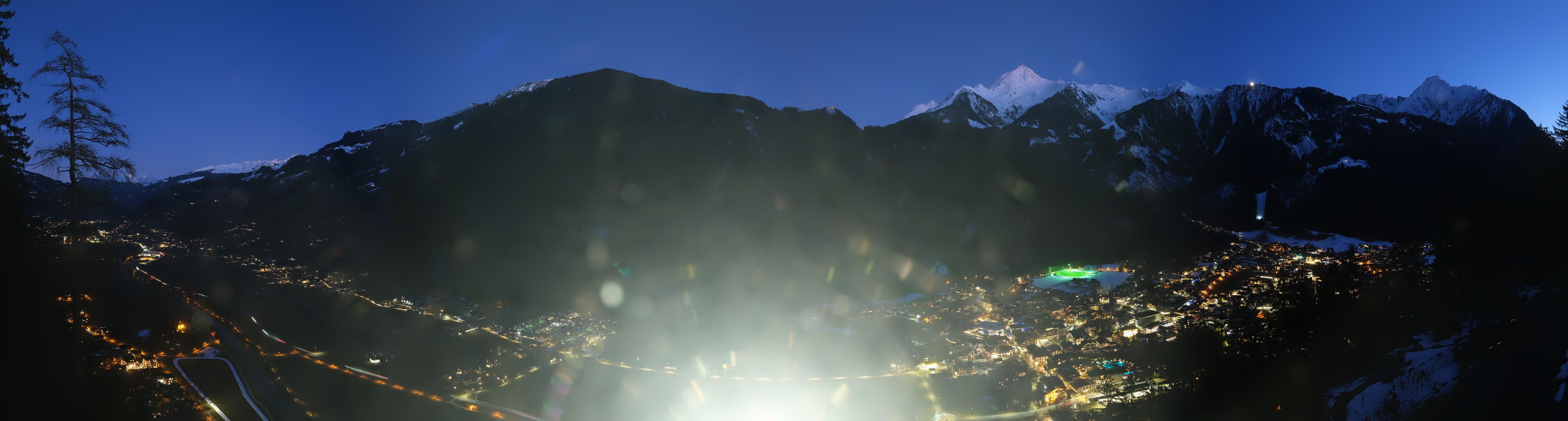 Archiv Foto Webcam Mayrhofen im Zillertal: Blick vom Gasthof Zimmereben