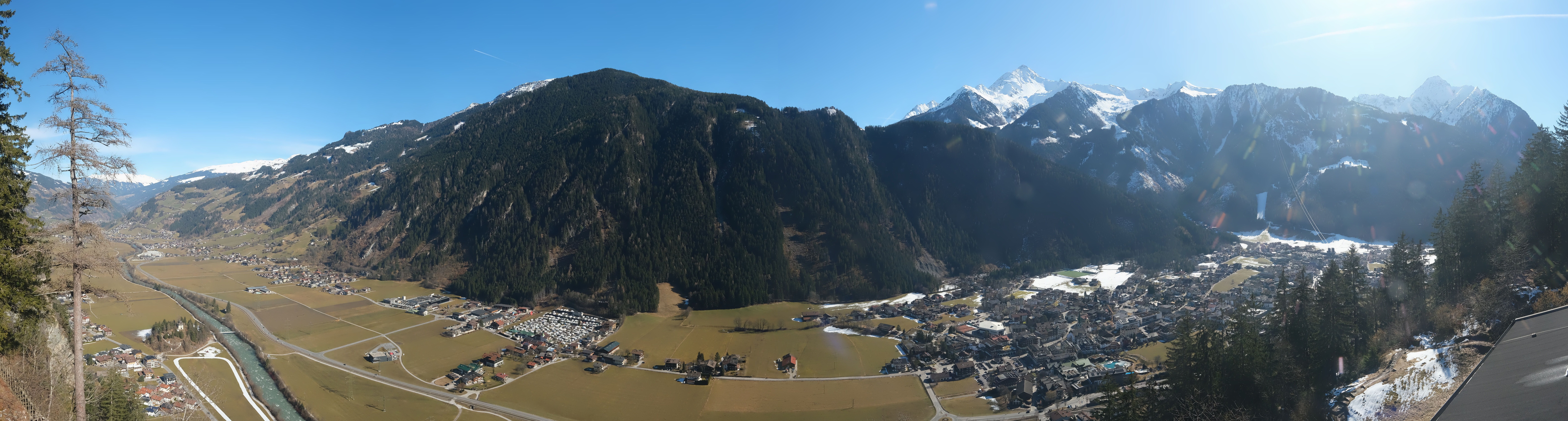 Archived image Webcam Mayrhofen im Zillertal: Zimmereben