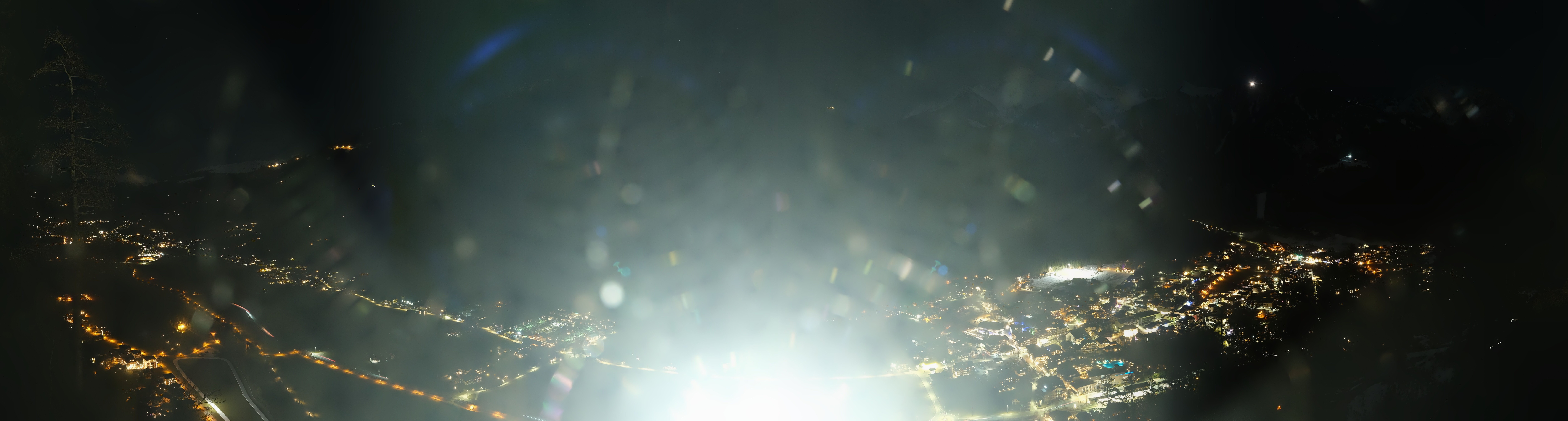 Archived image Webcam Mayrhofen im Zillertal: Zimmereben