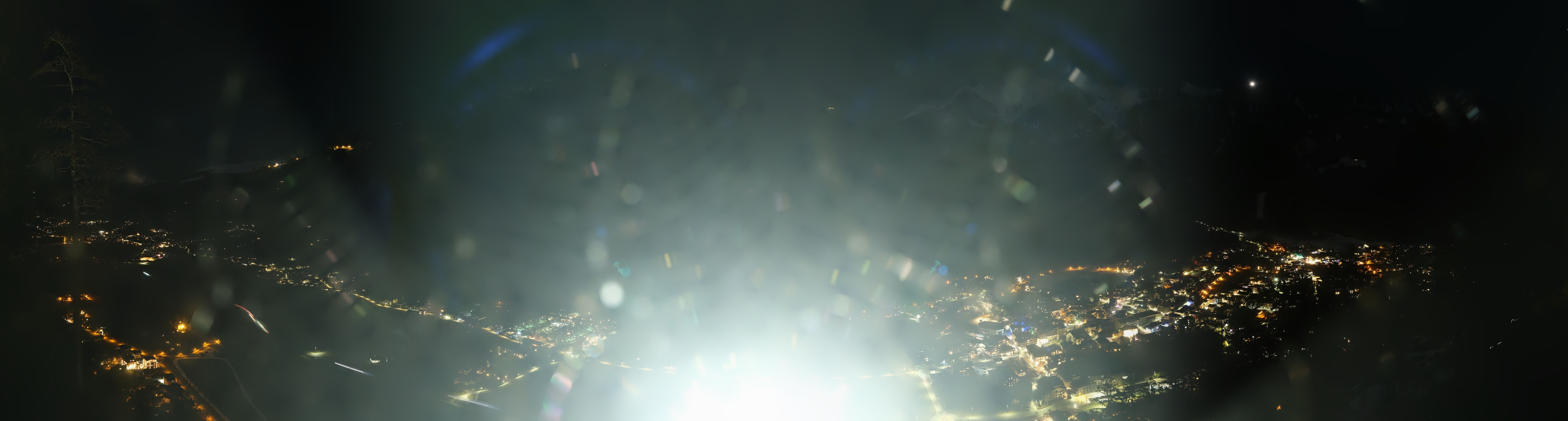 Archived image Webcam Mayrhofen im Zillertal: Zimmereben