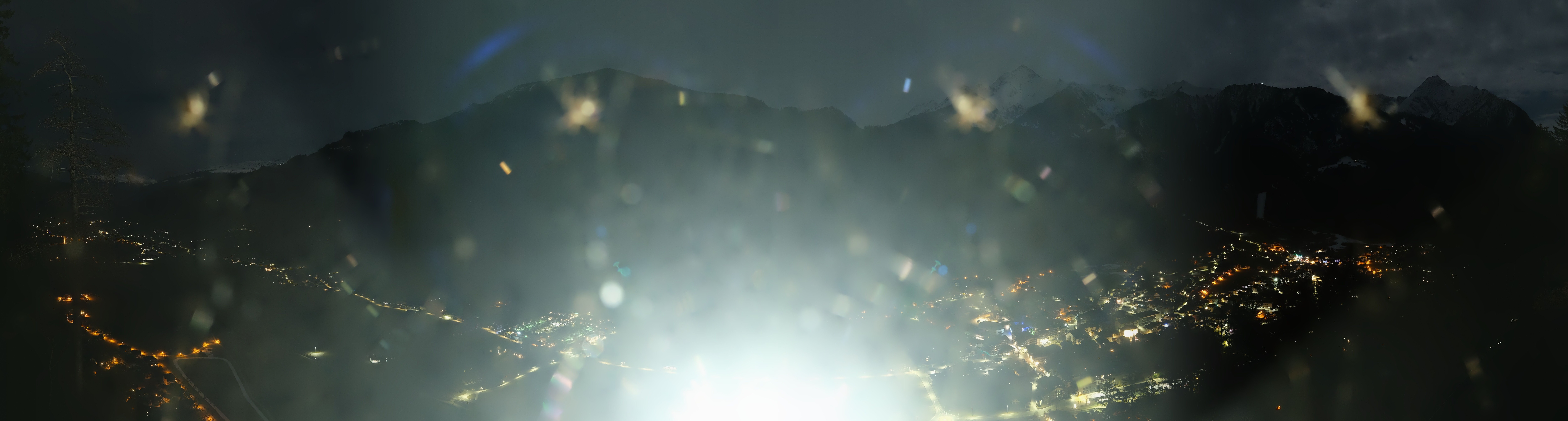 Archiv Foto Webcam Mayrhofen im Zillertal: Blick vom Gasthof Zimmereben