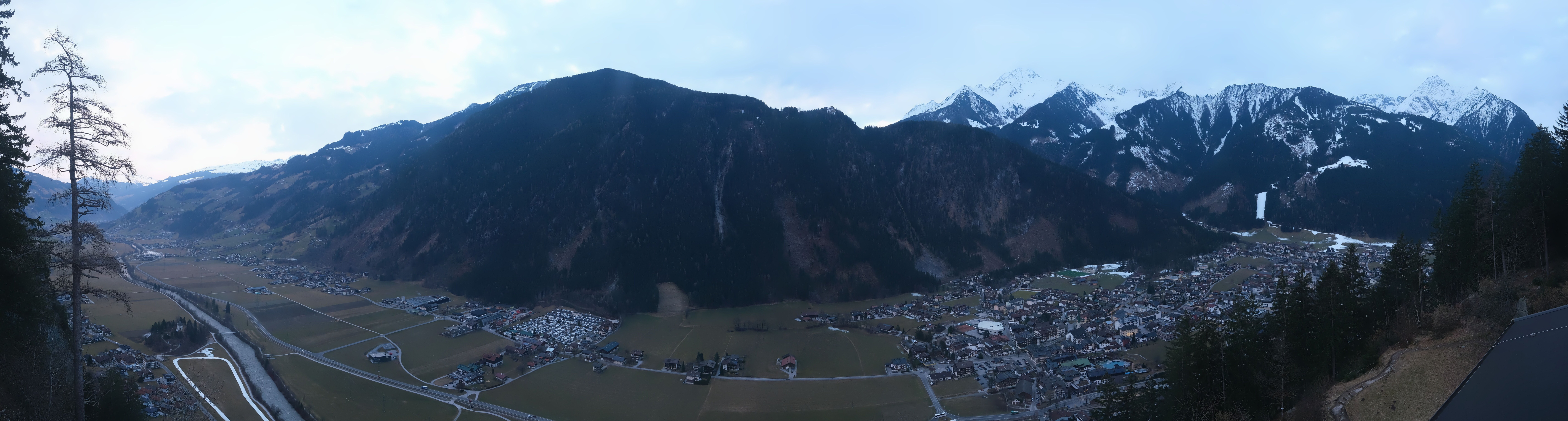 Archiv Foto Webcam Mayrhofen im Zillertal: Blick vom Gasthof Zimmereben