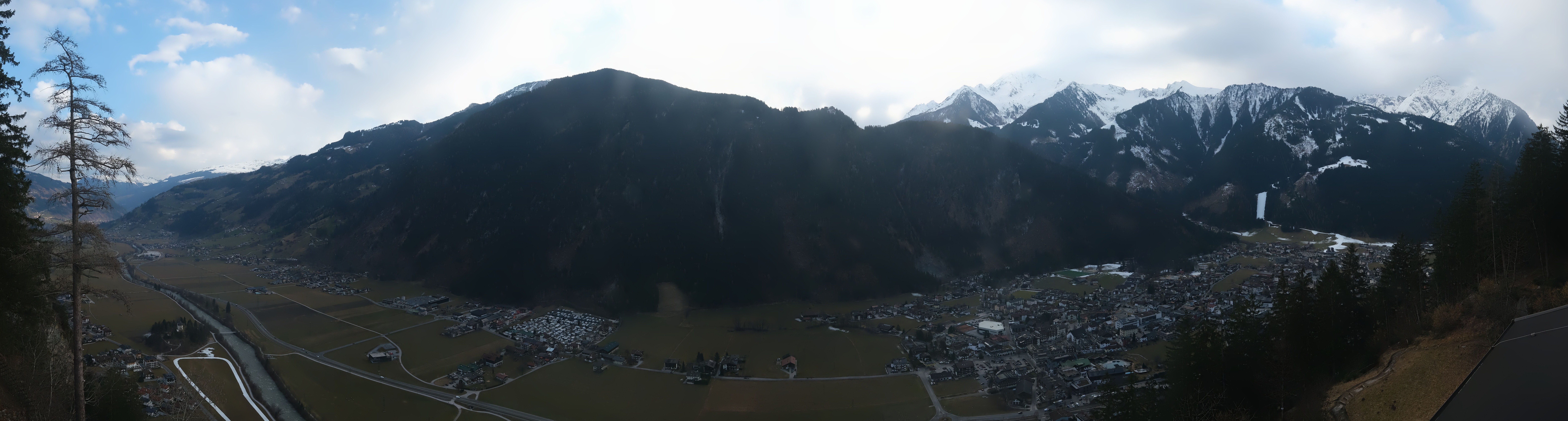 Archiv Foto Webcam Mayrhofen im Zillertal: Blick vom Gasthof Zimmereben