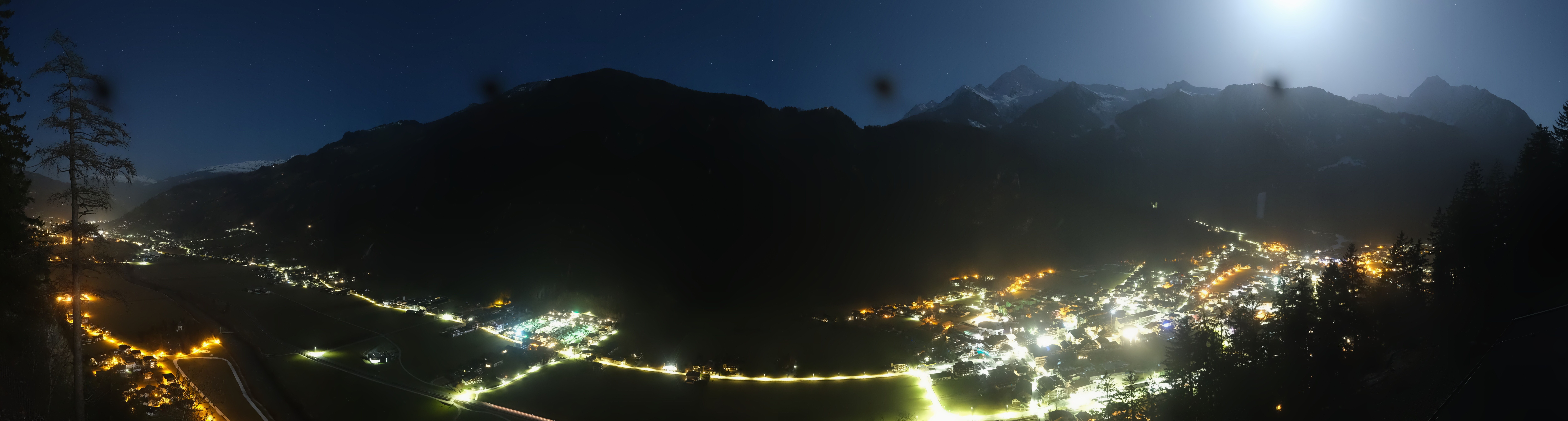 Archiv Foto Webcam Mayrhofen im Zillertal: Blick vom Gasthof Zimmereben