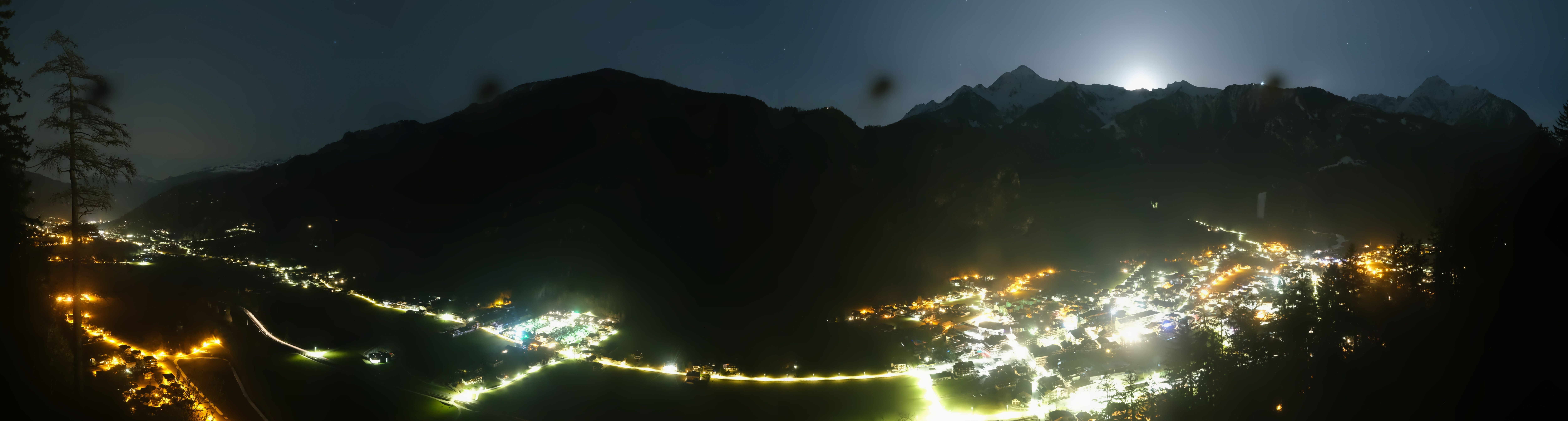 Archiv Foto Webcam Mayrhofen im Zillertal: Blick vom Gasthof Zimmereben