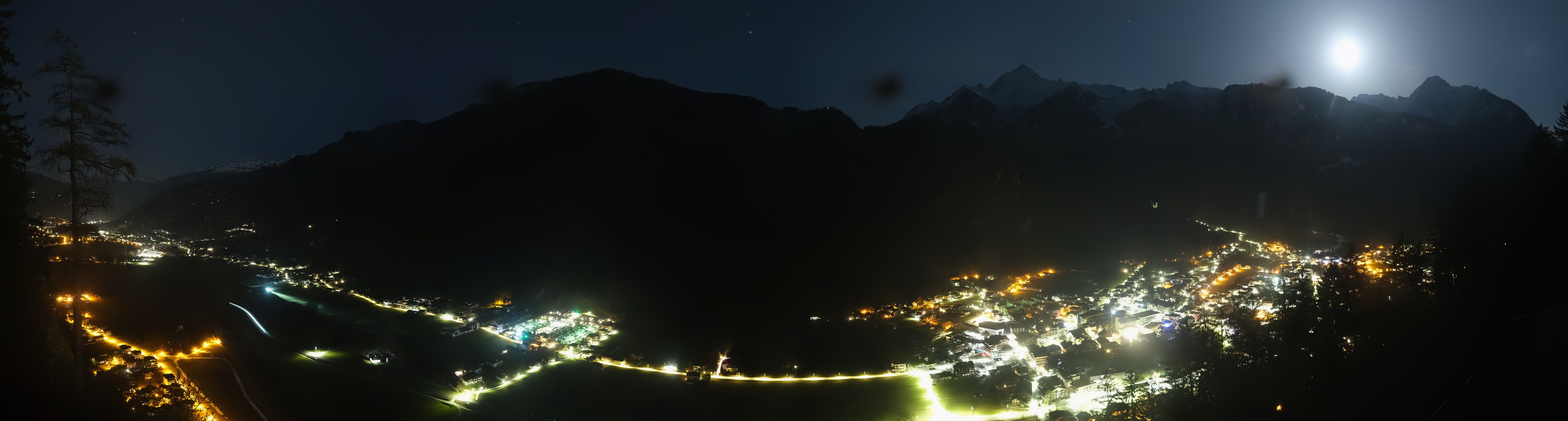 Archiv Foto Webcam Mayrhofen im Zillertal: Blick vom Gasthof Zimmereben