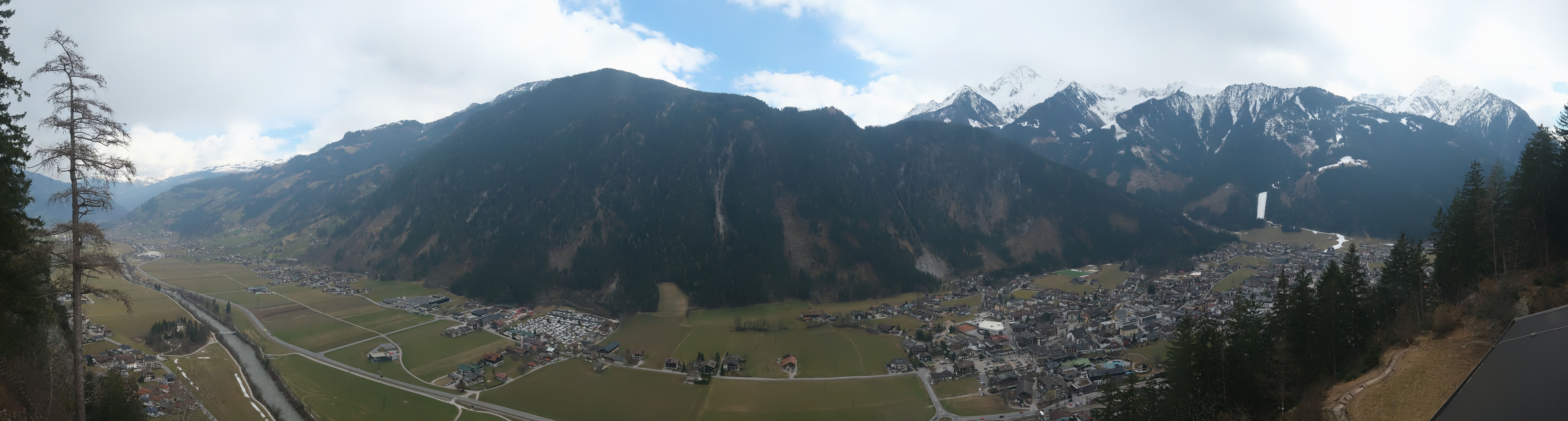 Archiv Foto Webcam Mayrhofen im Zillertal: Blick vom Gasthof Zimmereben