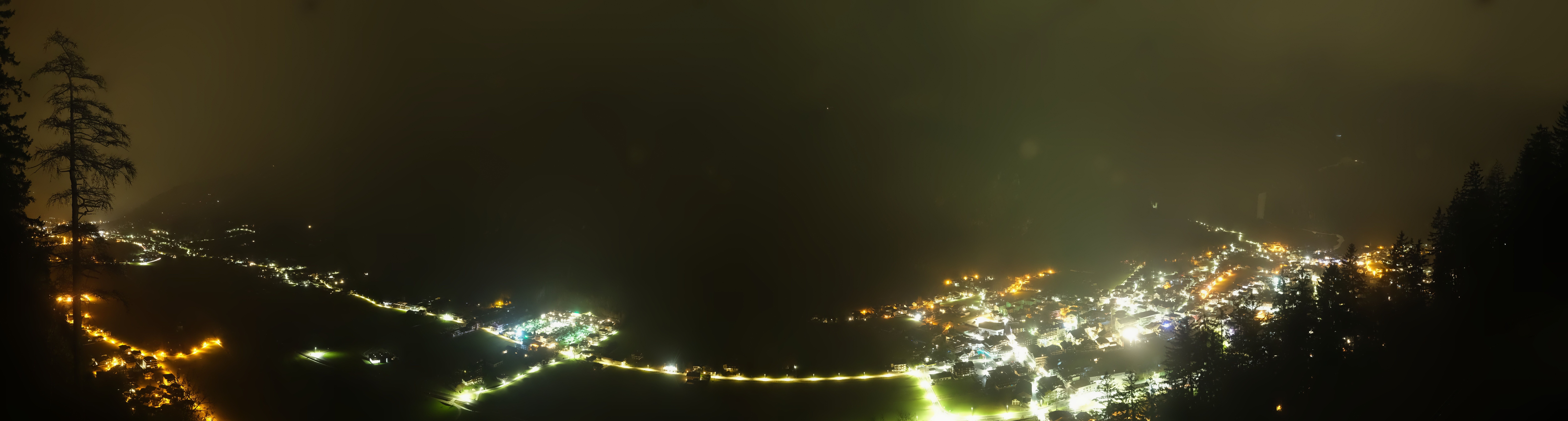 Archiv Foto Webcam Mayrhofen im Zillertal: Blick vom Gasthof Zimmereben