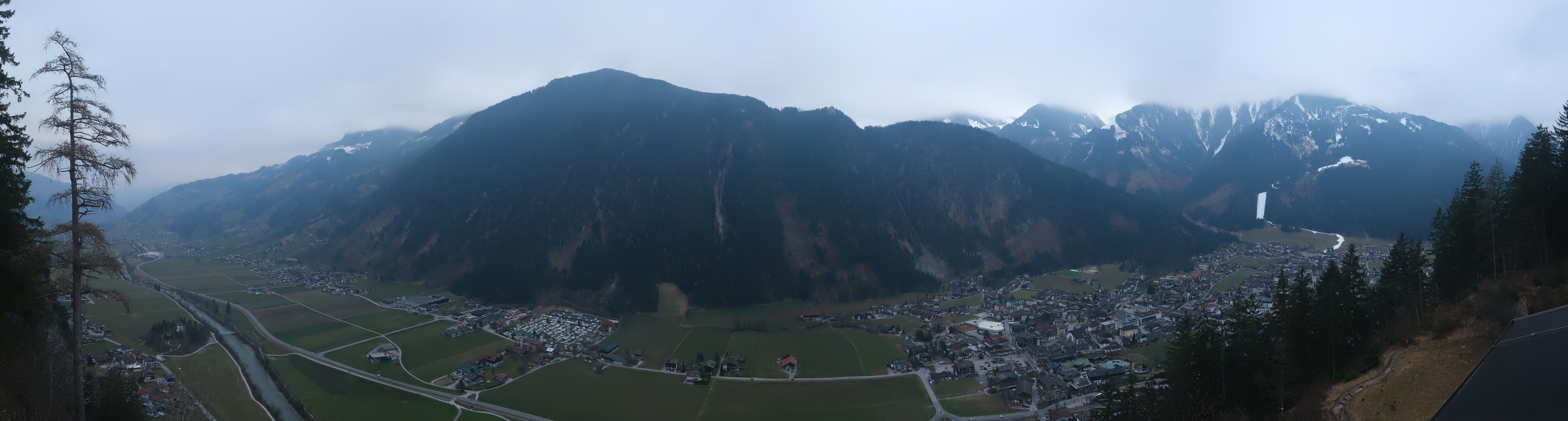 Archiv Foto Webcam Mayrhofen im Zillertal: Blick vom Gasthof Zimmereben