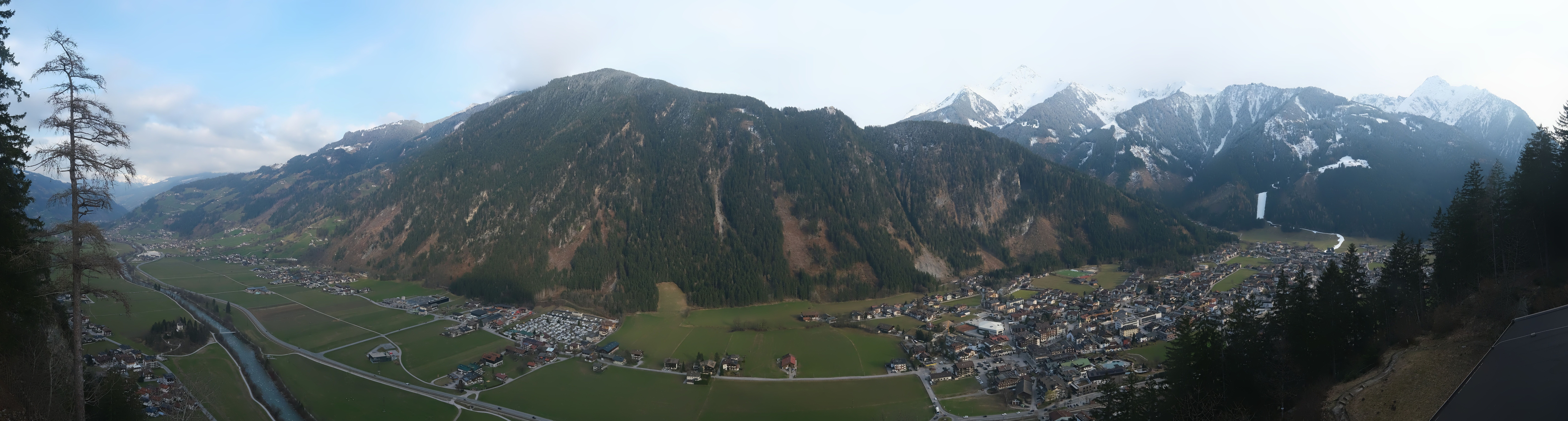 Archiv Foto Webcam Mayrhofen im Zillertal: Blick vom Gasthof Zimmereben