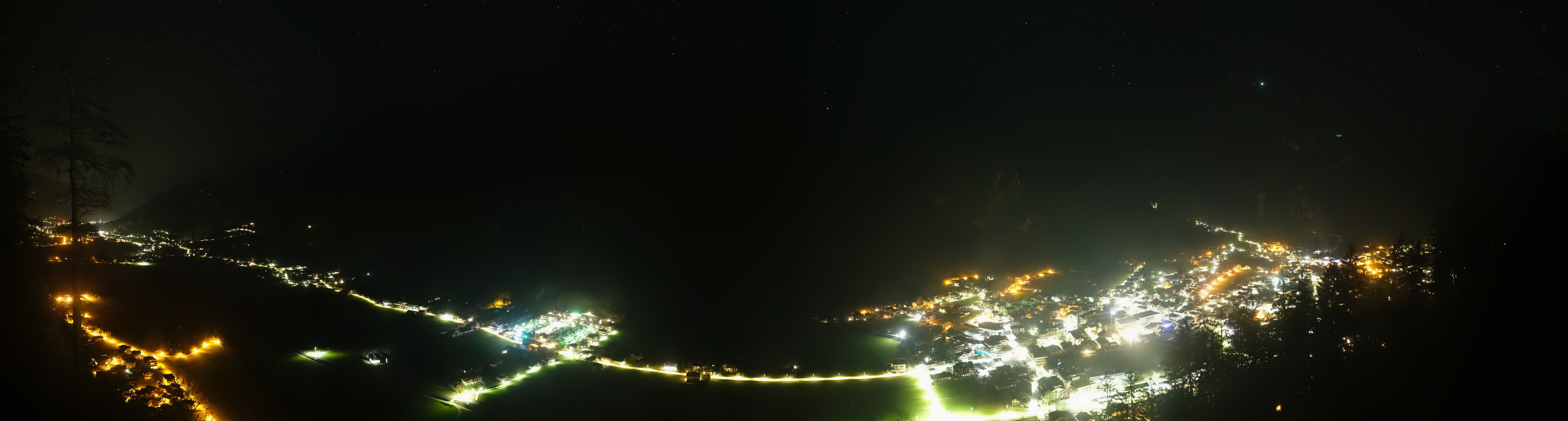 Archiv Foto Webcam Mayrhofen im Zillertal: Blick vom Gasthof Zimmereben