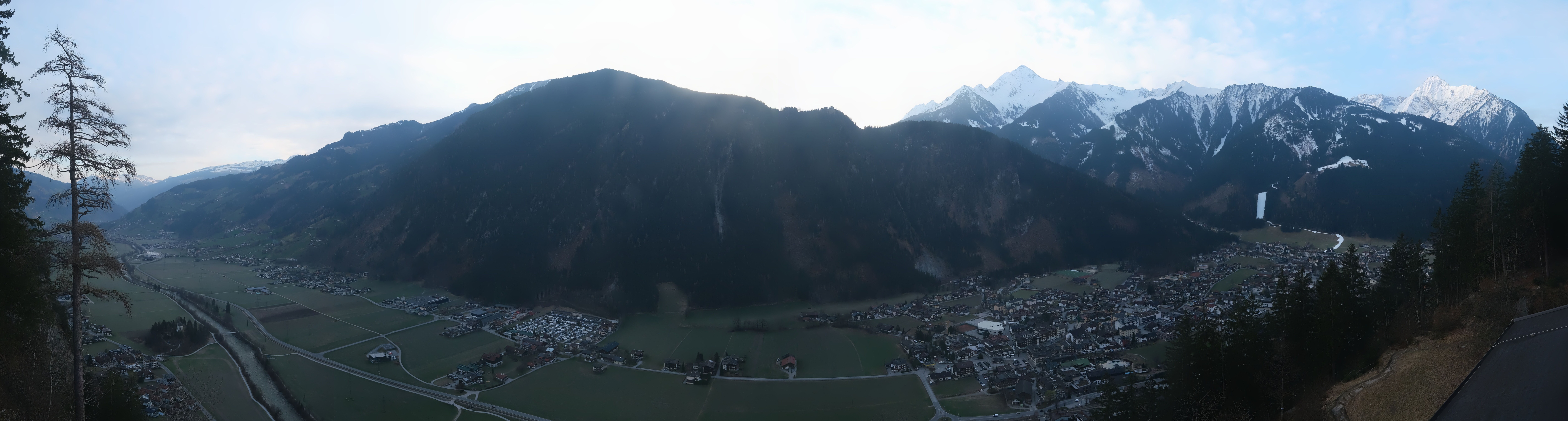 Archiv Foto Webcam Mayrhofen im Zillertal: Blick vom Gasthof Zimmereben