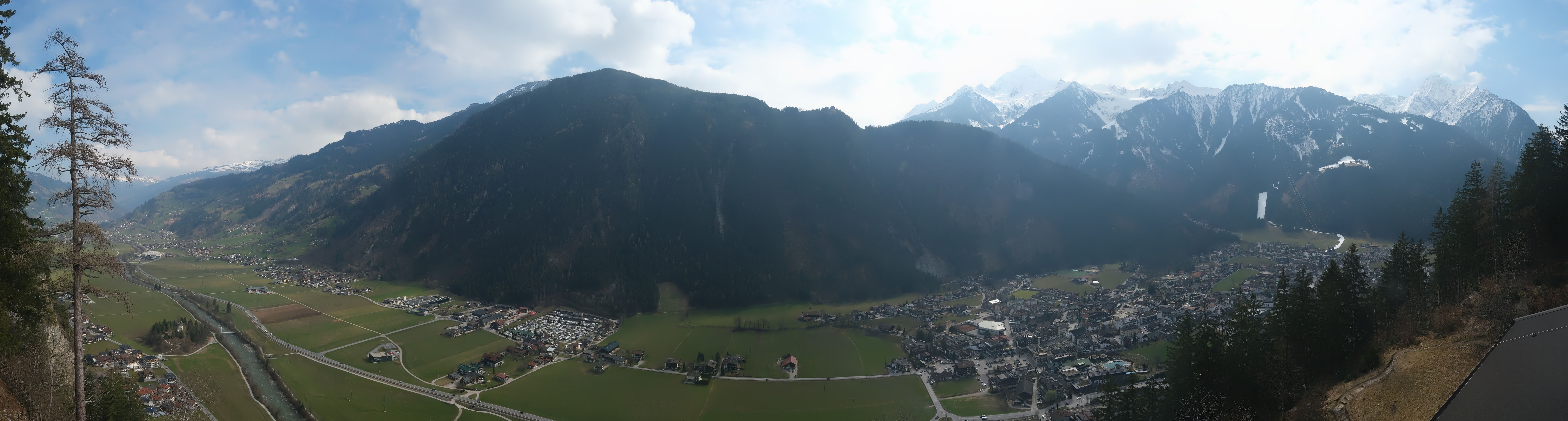 Archiv Foto Webcam Mayrhofen im Zillertal: Blick vom Gasthof Zimmereben