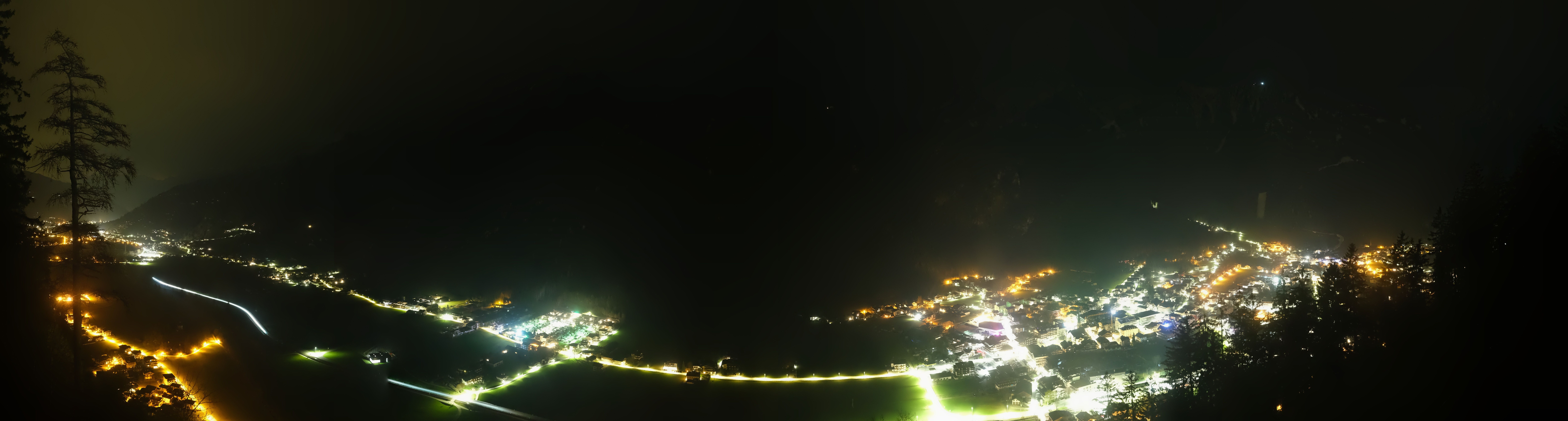 Archiv Foto Webcam Mayrhofen im Zillertal: Blick vom Gasthof Zimmereben