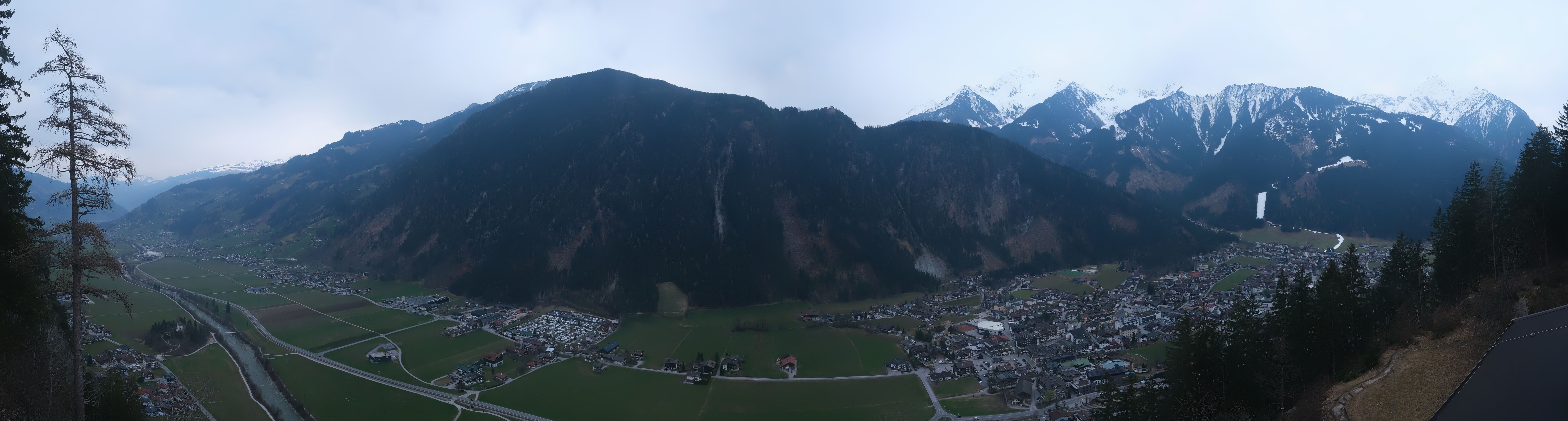 Archiv Foto Webcam Mayrhofen im Zillertal: Blick vom Gasthof Zimmereben