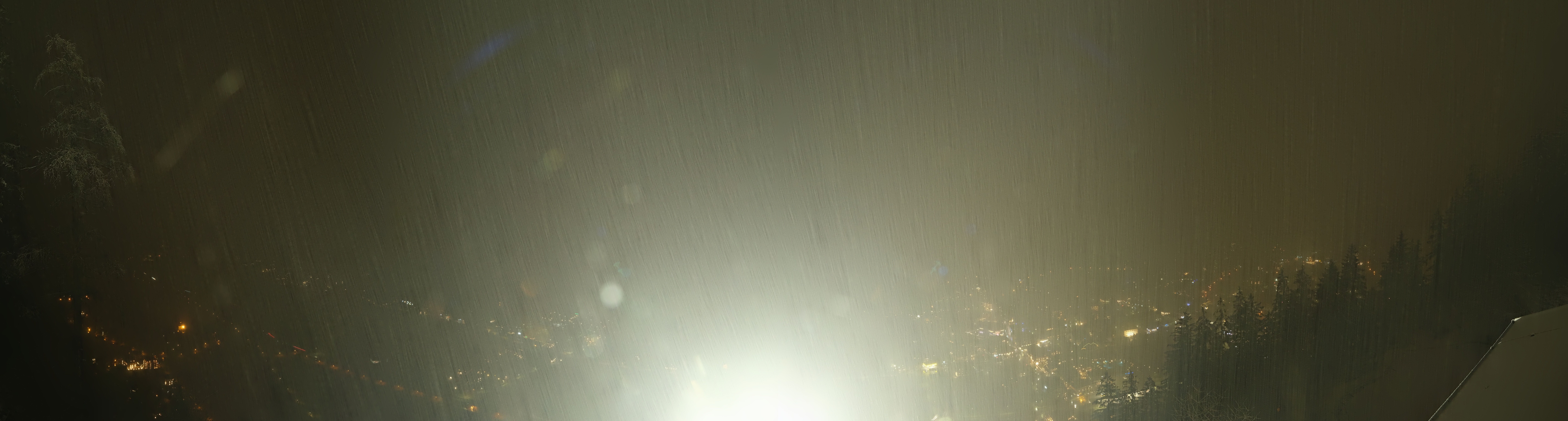 Archiv Foto Webcam Mayrhofen im Zillertal: Blick vom Gasthof Zimmereben