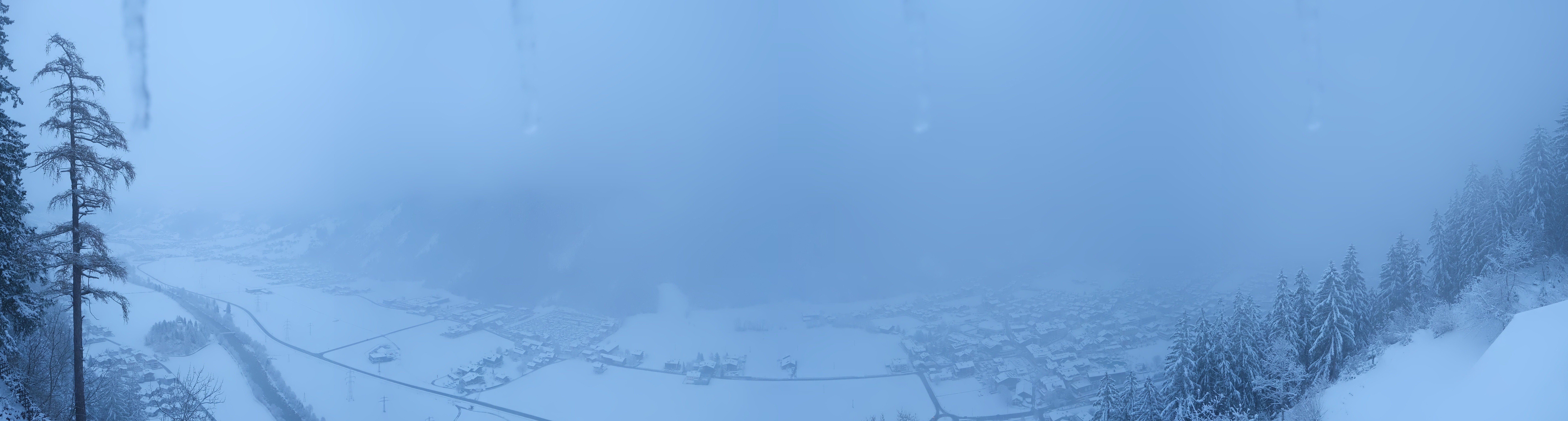 Archived image Webcam Mayrhofen im Zillertal: Zimmereben