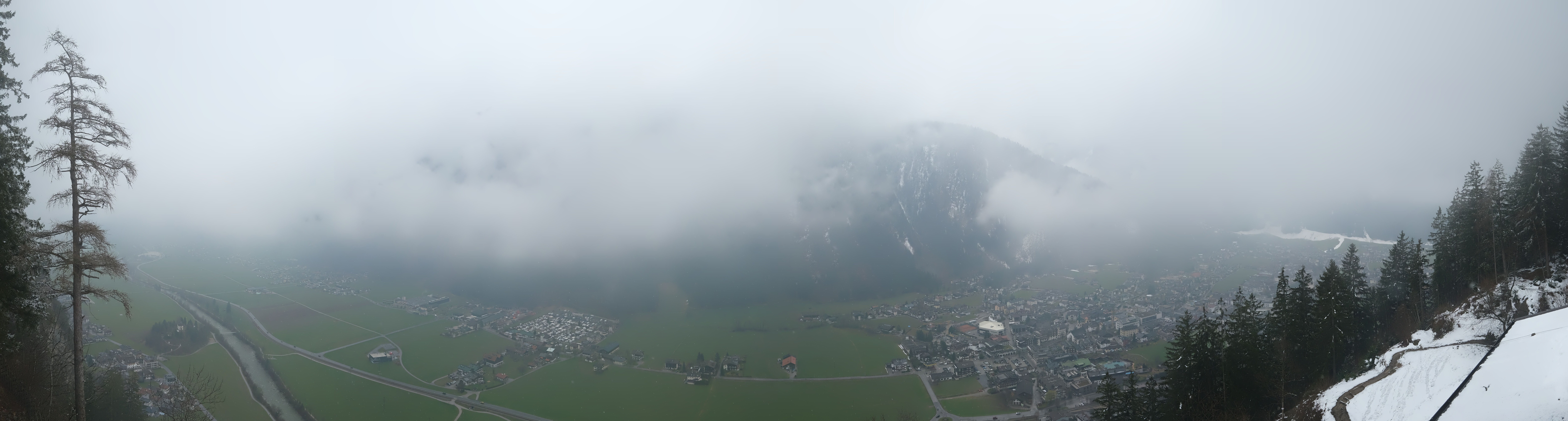 Archived image Webcam Mayrhofen im Zillertal: Zimmereben