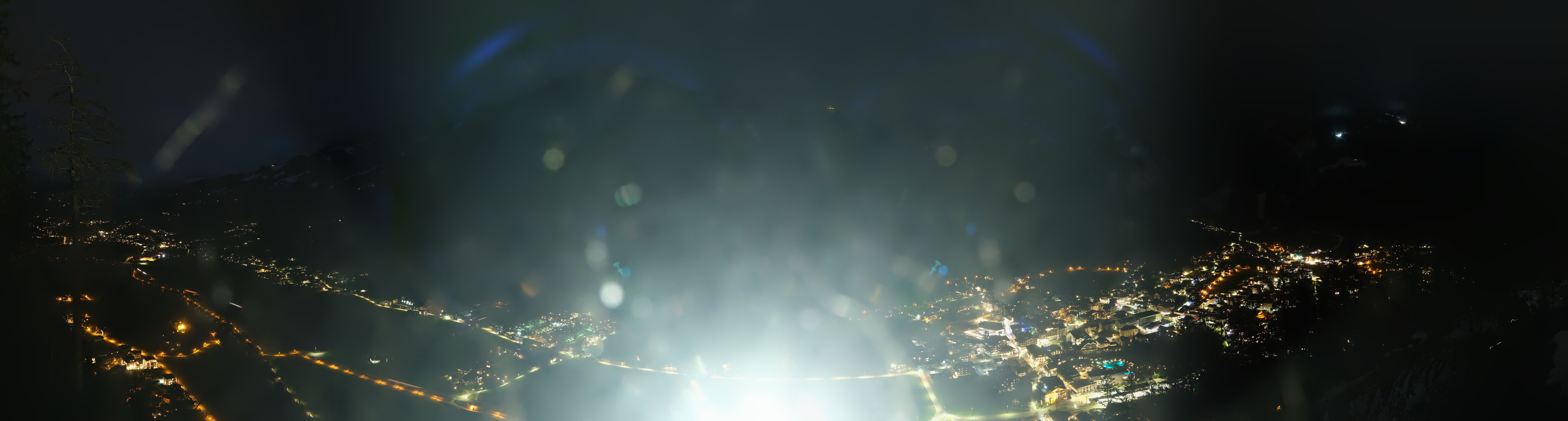 Archived image Webcam Mayrhofen im Zillertal: Zimmereben