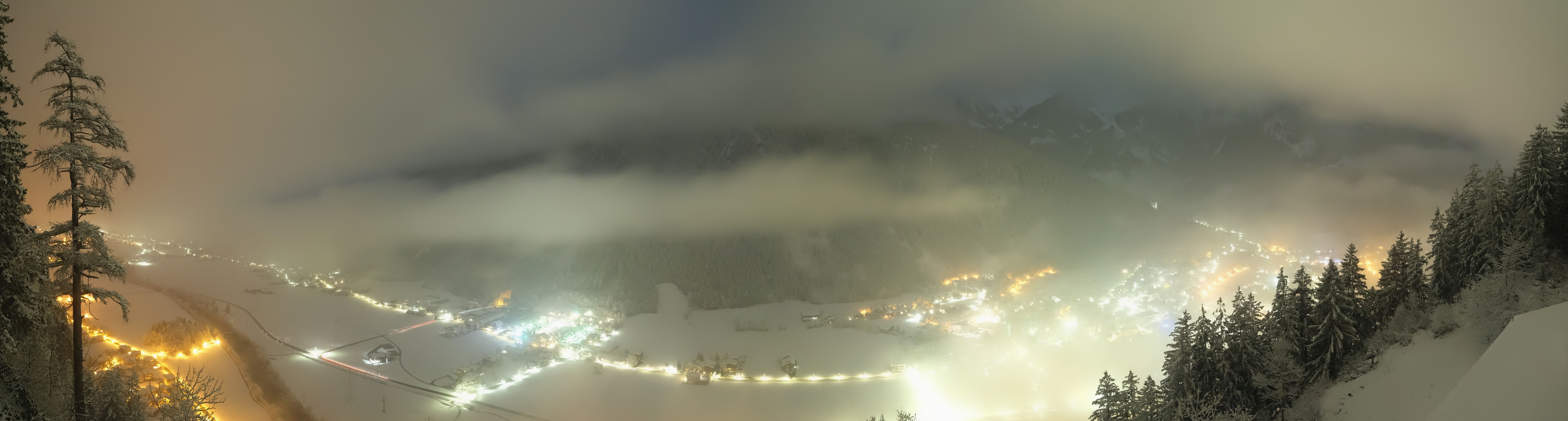 Archiv Foto Webcam Mayrhofen im Zillertal: Blick vom Gasthof Zimmereben