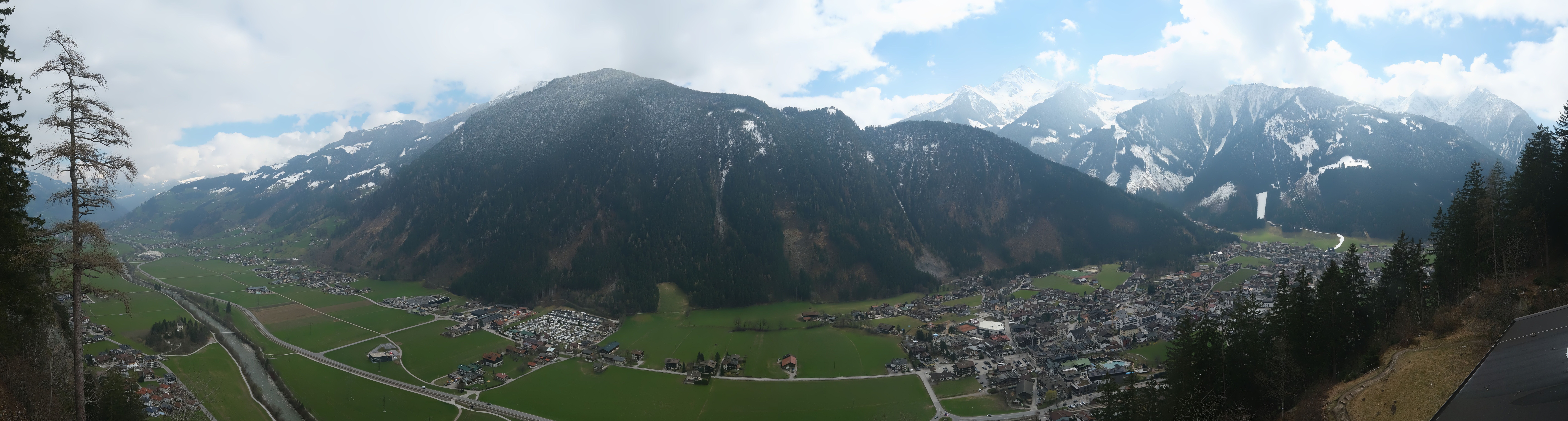 Archiv Foto Webcam Mayrhofen im Zillertal: Blick vom Gasthof Zimmereben