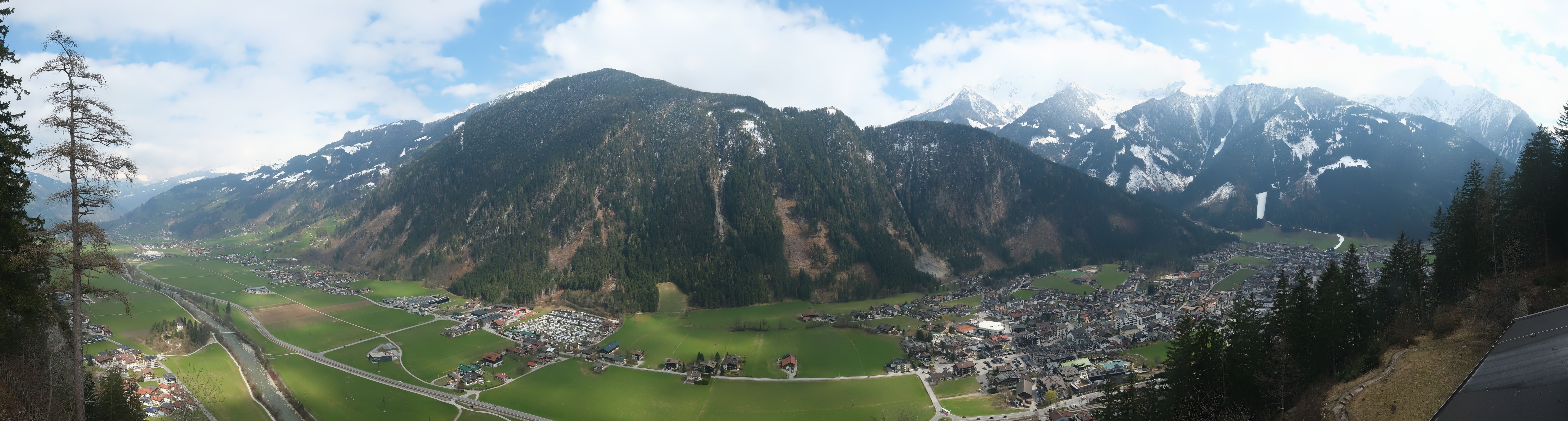 Archiv Foto Webcam Mayrhofen im Zillertal: Blick vom Gasthof Zimmereben