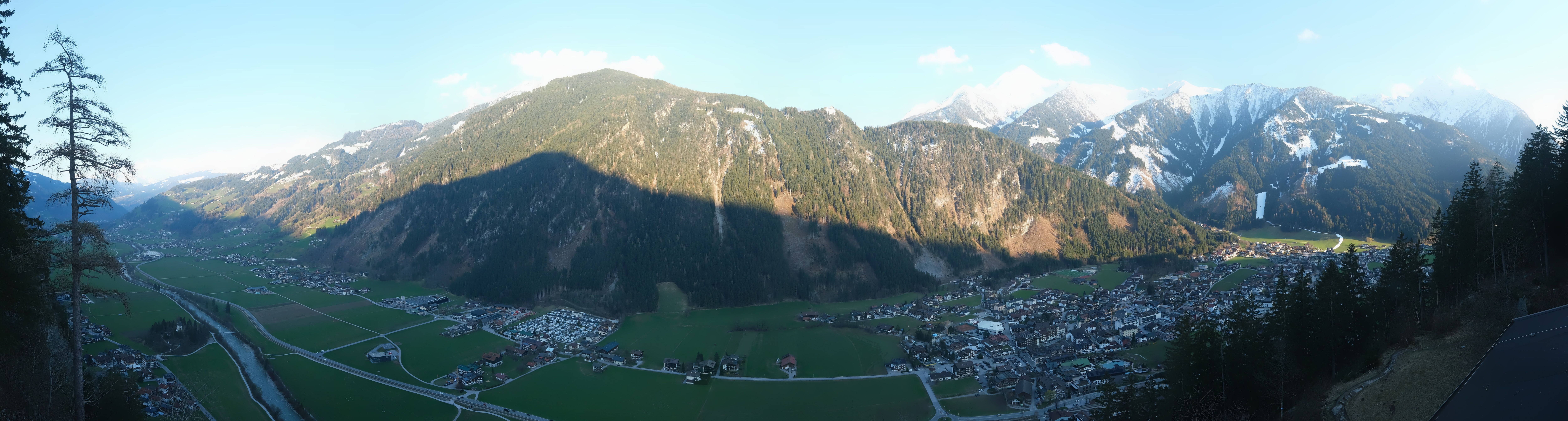 Archiv Foto Webcam Mayrhofen im Zillertal: Blick vom Gasthof Zimmereben