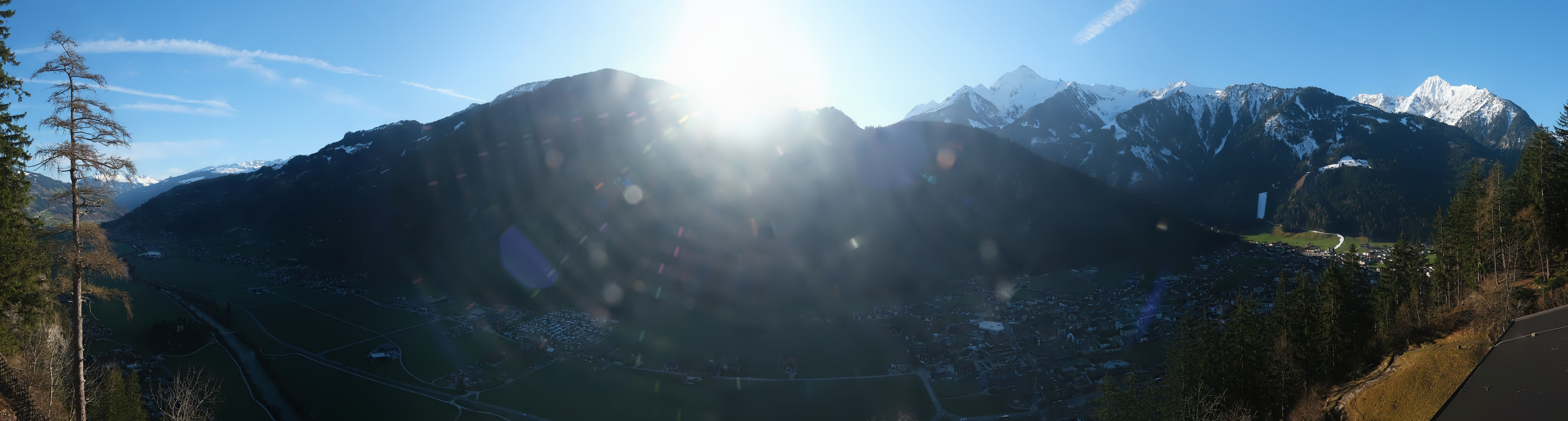 Archiv Foto Webcam Mayrhofen im Zillertal: Blick vom Gasthof Zimmereben