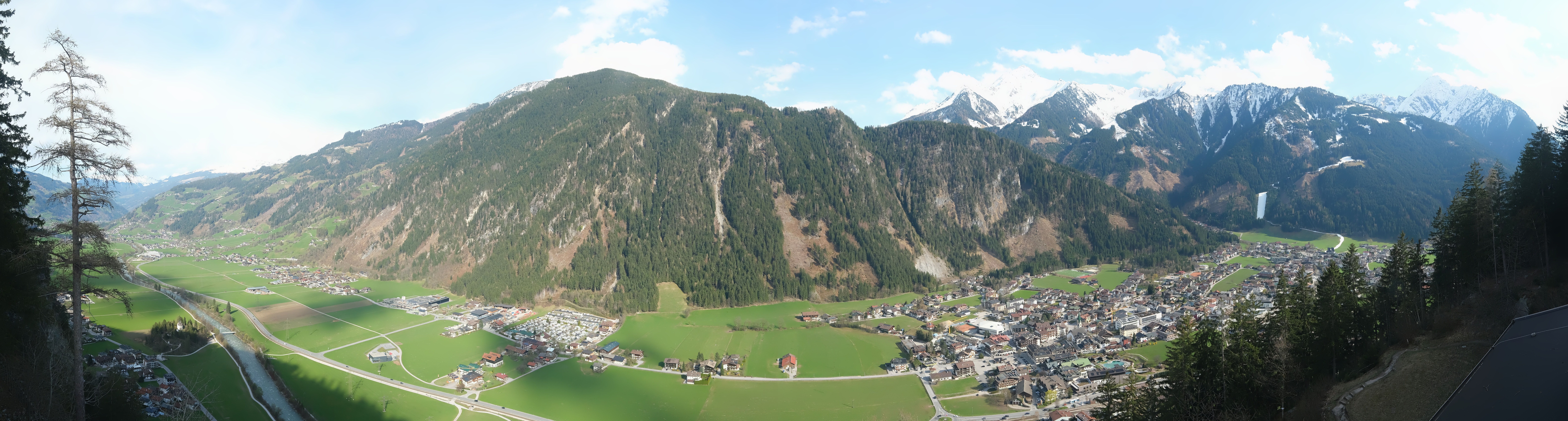 Archiv Foto Webcam Mayrhofen im Zillertal: Blick vom Gasthof Zimmereben