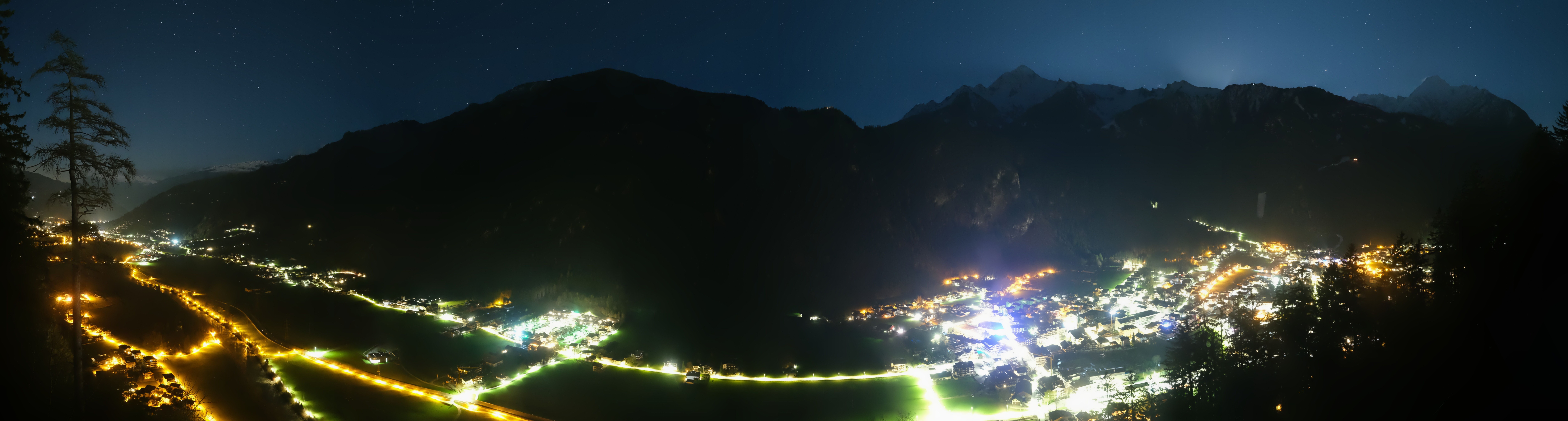 Archiv Foto Webcam Mayrhofen im Zillertal: Blick vom Gasthof Zimmereben