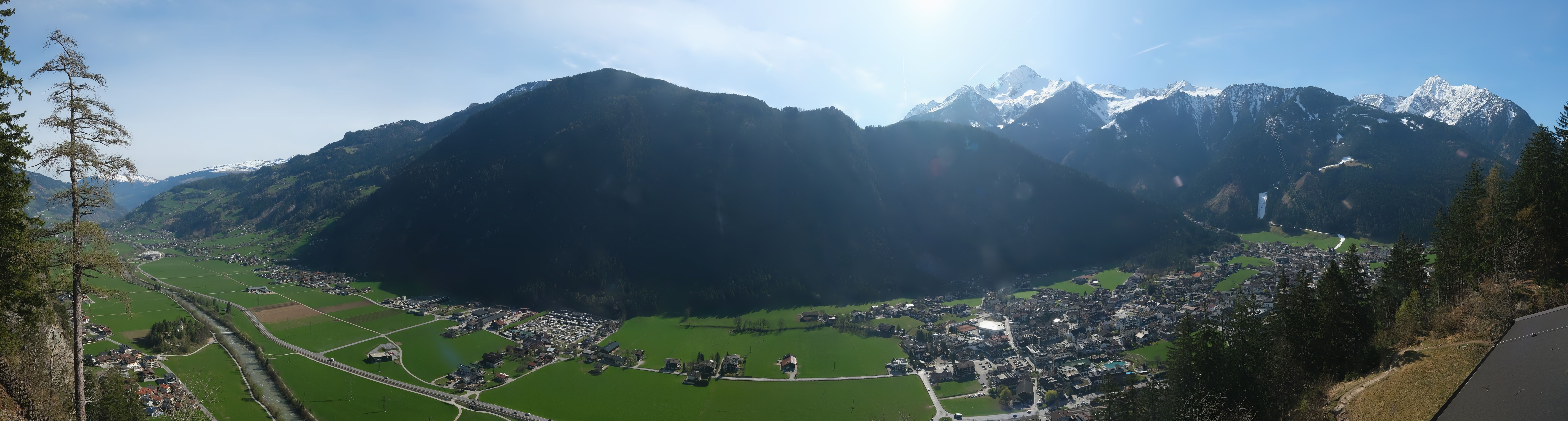 Archived image Webcam Mayrhofen im Zillertal: Zimmereben