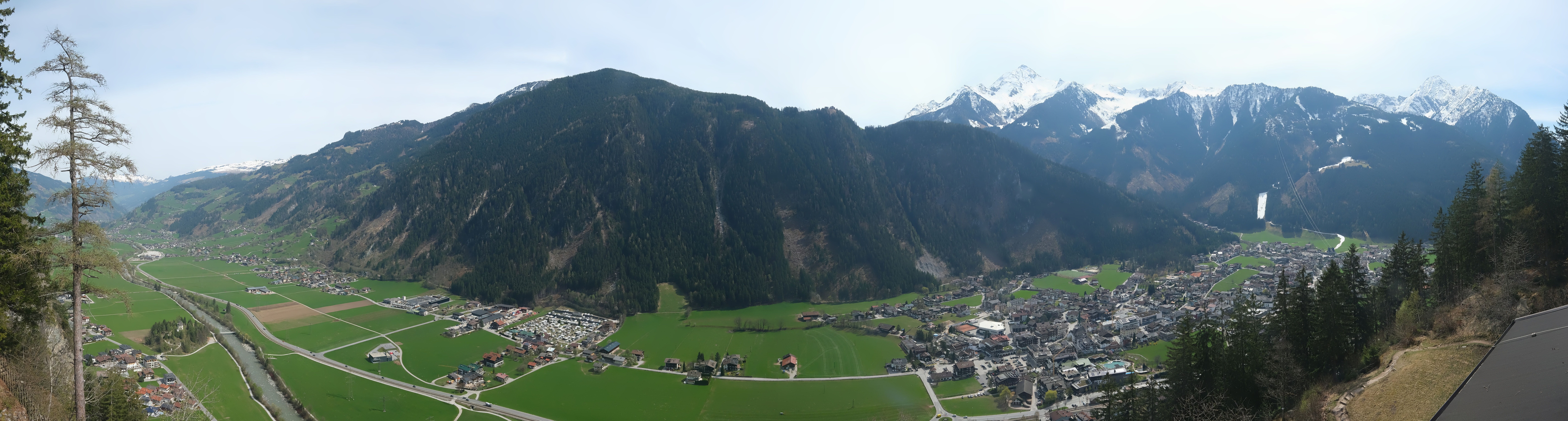 Archived image Webcam Mayrhofen im Zillertal: Zimmereben