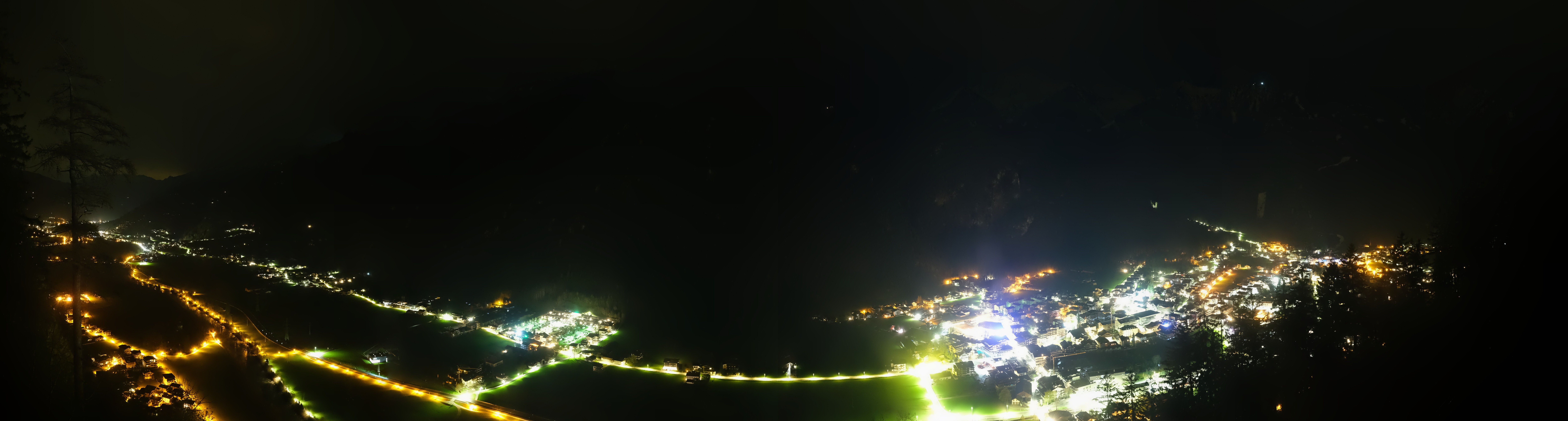 Archiv Foto Webcam Mayrhofen im Zillertal: Blick vom Gasthof Zimmereben