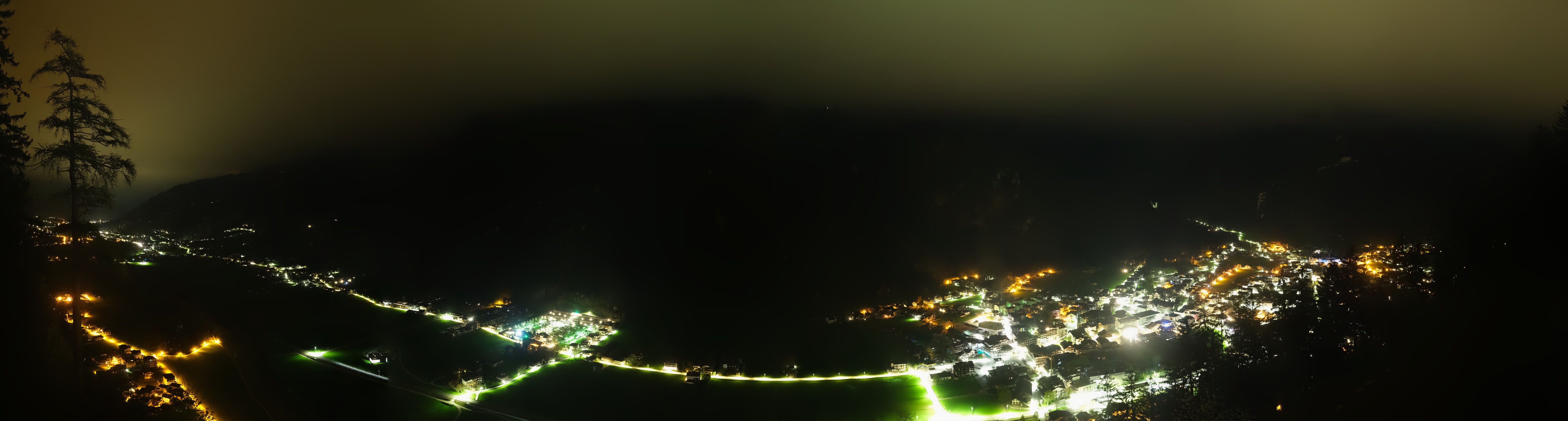 Archiv Foto Webcam Mayrhofen im Zillertal: Blick vom Gasthof Zimmereben