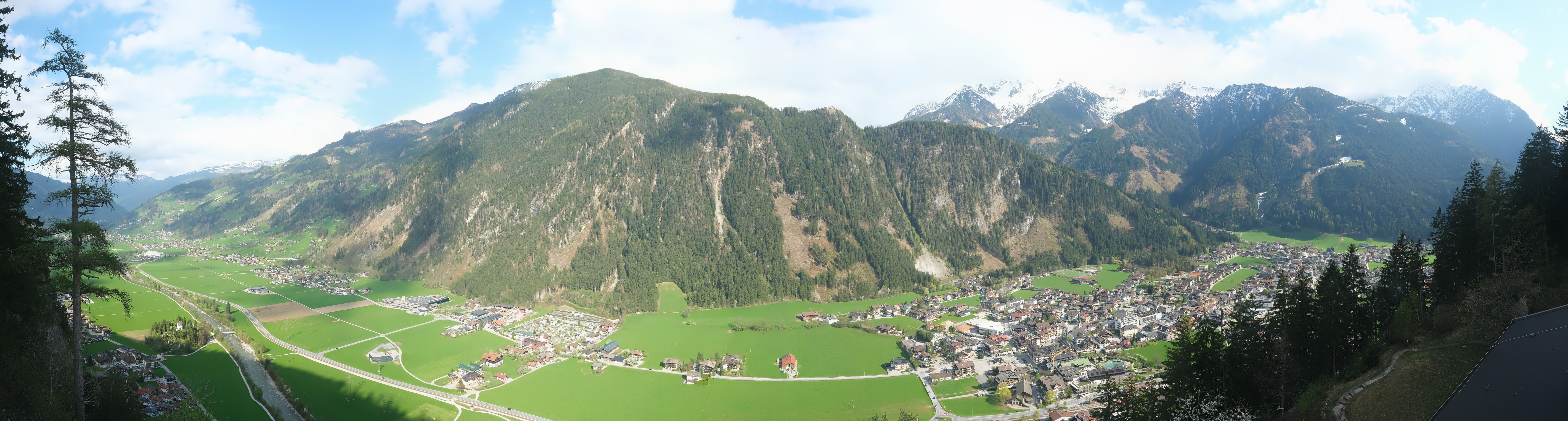 Archiv Foto Webcam Mayrhofen im Zillertal: Blick vom Gasthof Zimmereben