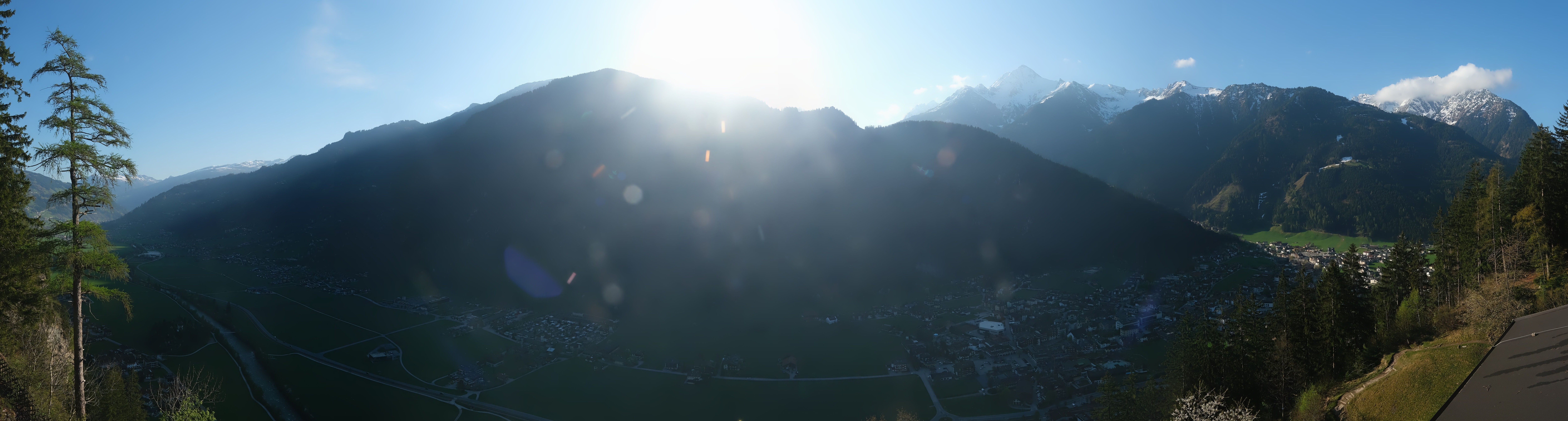 Archiv Foto Webcam Mayrhofen im Zillertal: Blick vom Gasthof Zimmereben