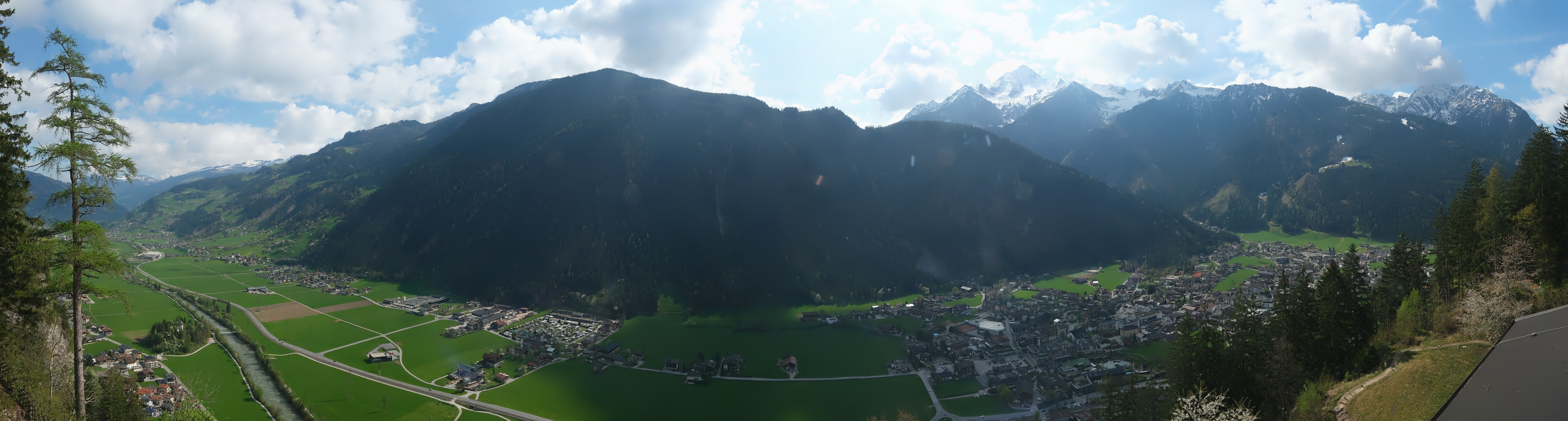 Archiv Foto Webcam Mayrhofen im Zillertal: Blick vom Gasthof Zimmereben